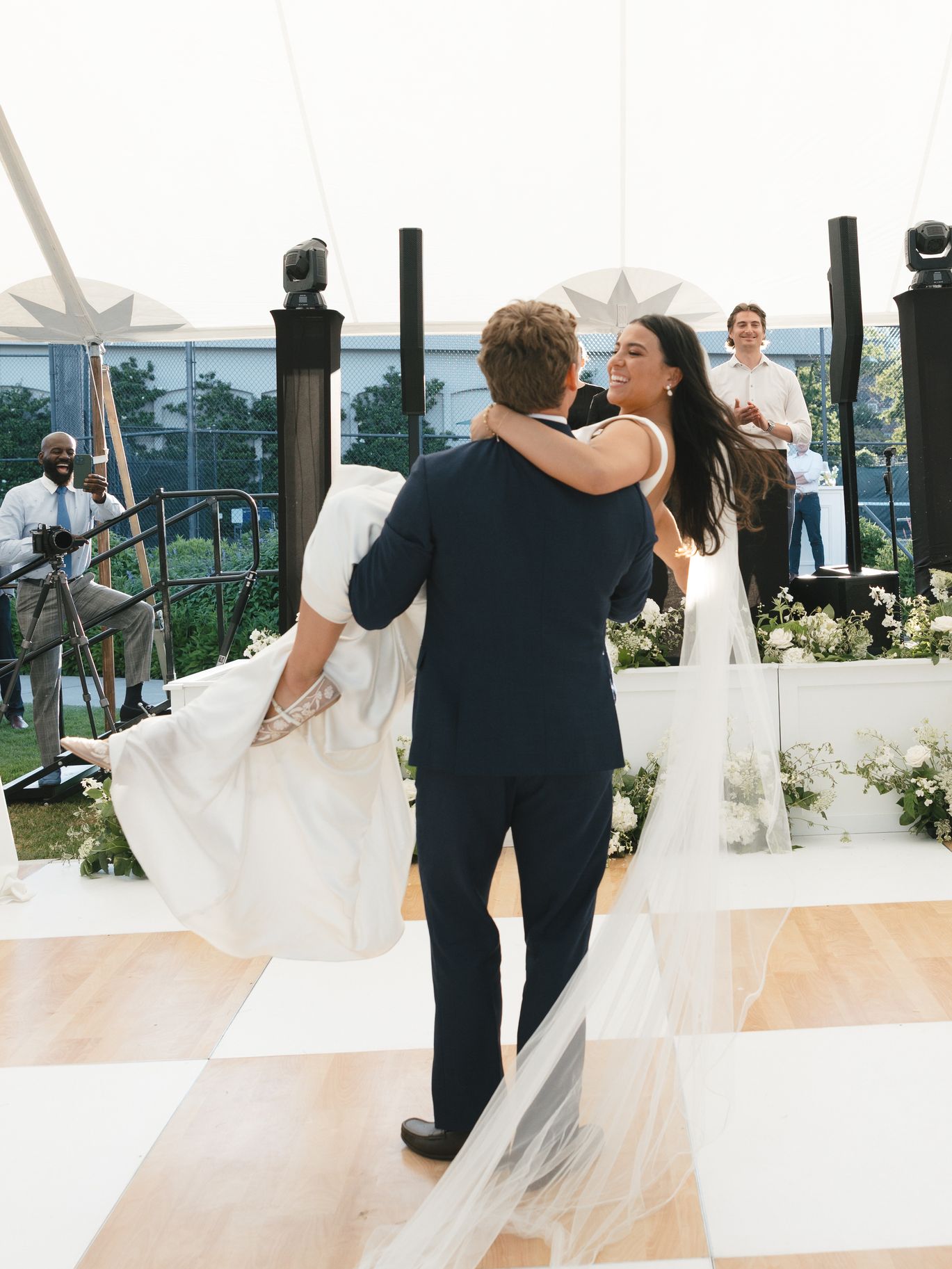 2026-05/seattle-tennis-club-washington-wedding-photographer-first dancews-10.jpg