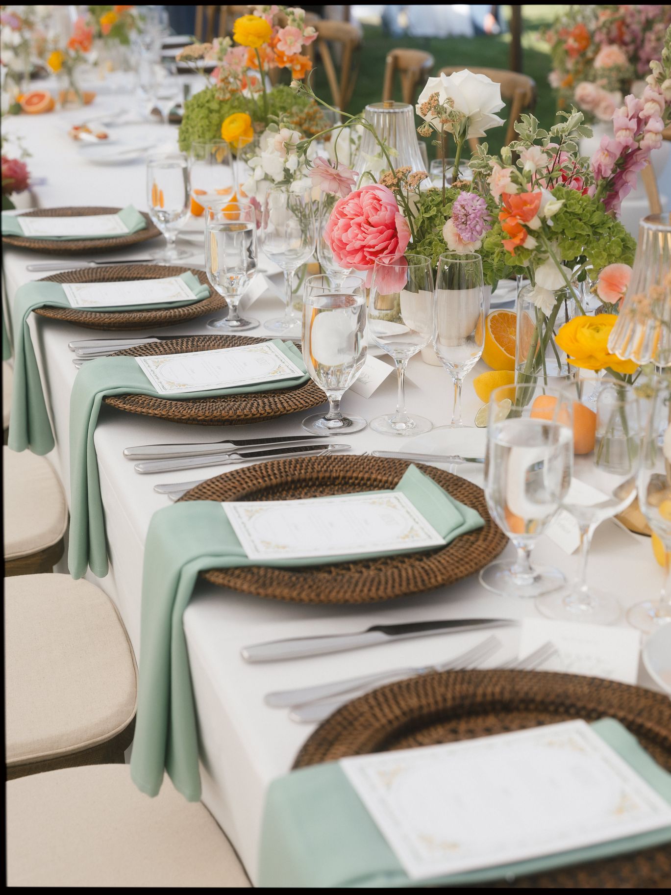 2026-05/seattle-tennis-club-washington-wedding-photographer-reception-19.jpg