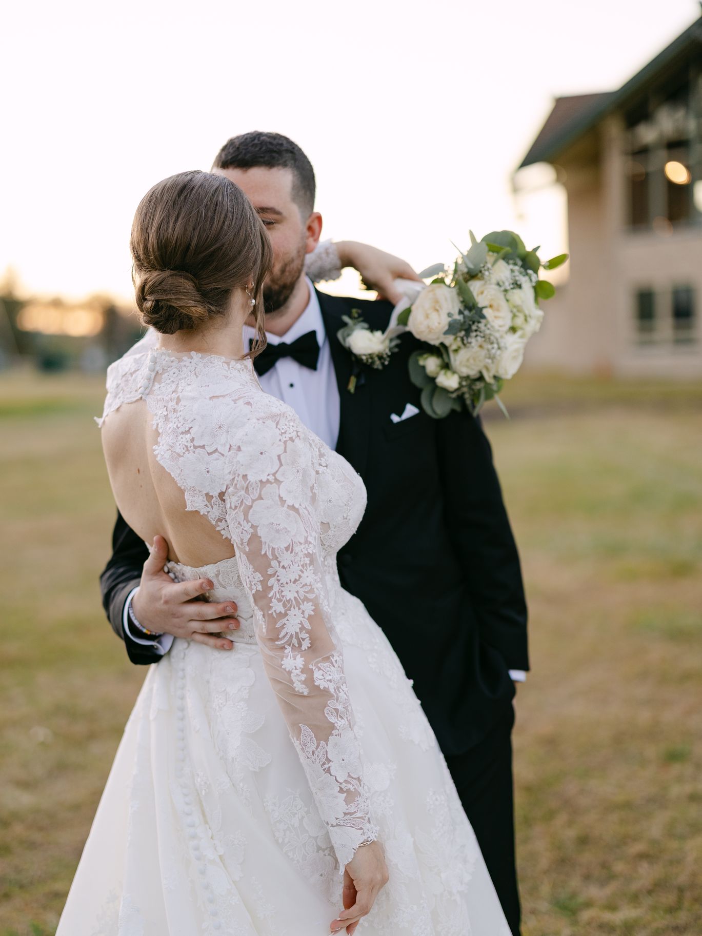 2026-05/lakegenevaweddingphotographergrandgeneva-2-16 (1).jpg