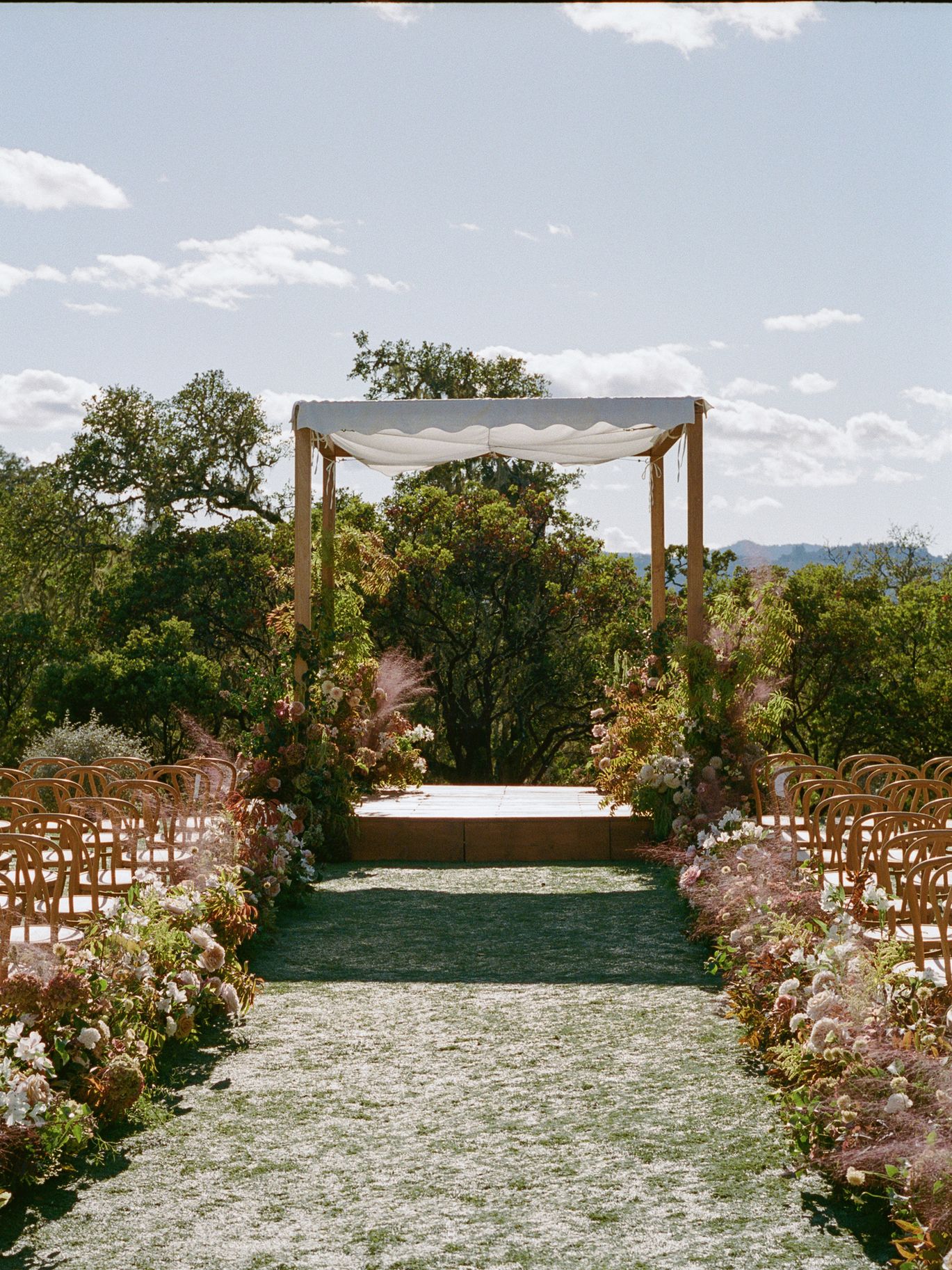 2026-05/AnyaKernes_Lindsay&Natalie_Wedding-357.jpg