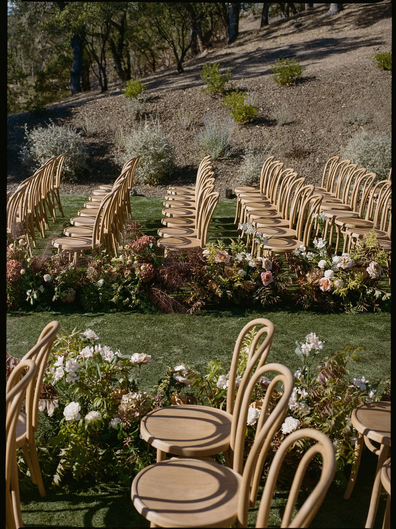 2026-06/AnyaKernes_Lindsay&Natalie_Wedding-381.jpg