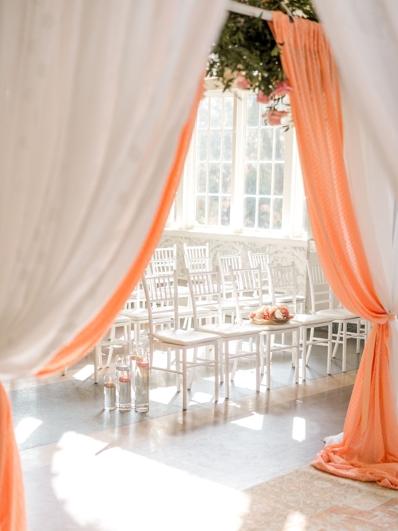 2026-07/beach-club-indian-fusion-wedding-kahani-events-alexandra-robyn-646.jpg