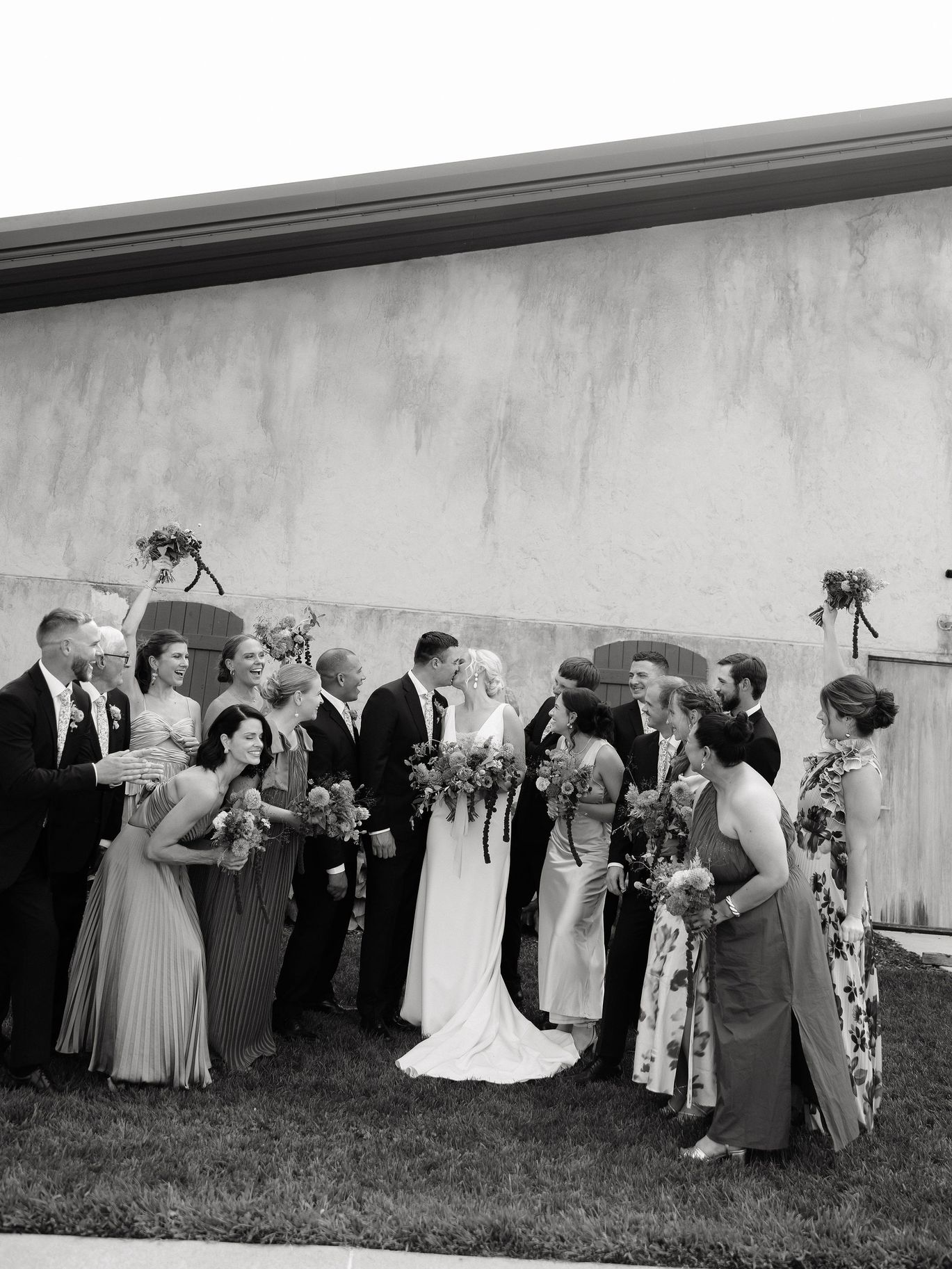 2026-08/K&CBellaTerreColorfulOmaha,NebraskaWedding-672.jpg
