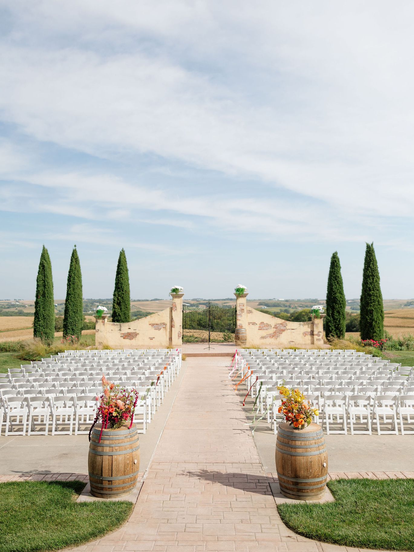 2026-08/K&CBellaTerreColorfulOmaha,NebraskaWedding-772.jpg