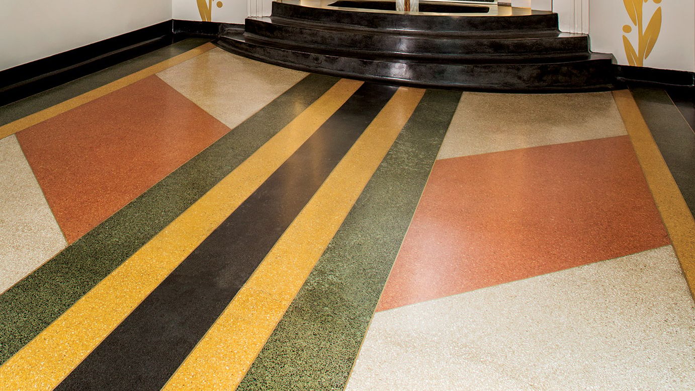 2024-11/Hollywood Lobby.01.jpg