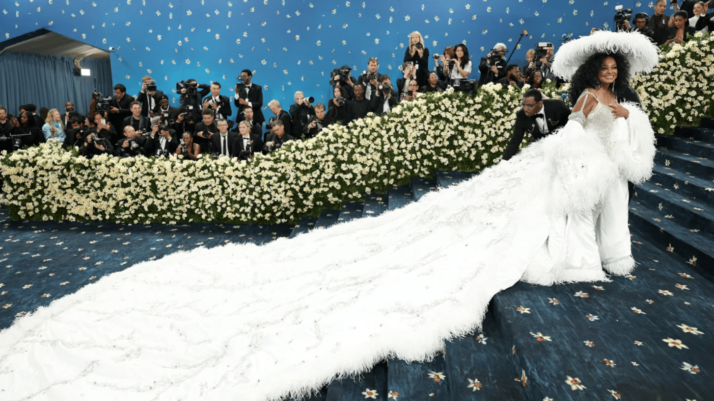 2025-05/DianaRoss_MetGala2025_Michael Loccisano:GA:The Hollywood Reporter:Getty Images.png