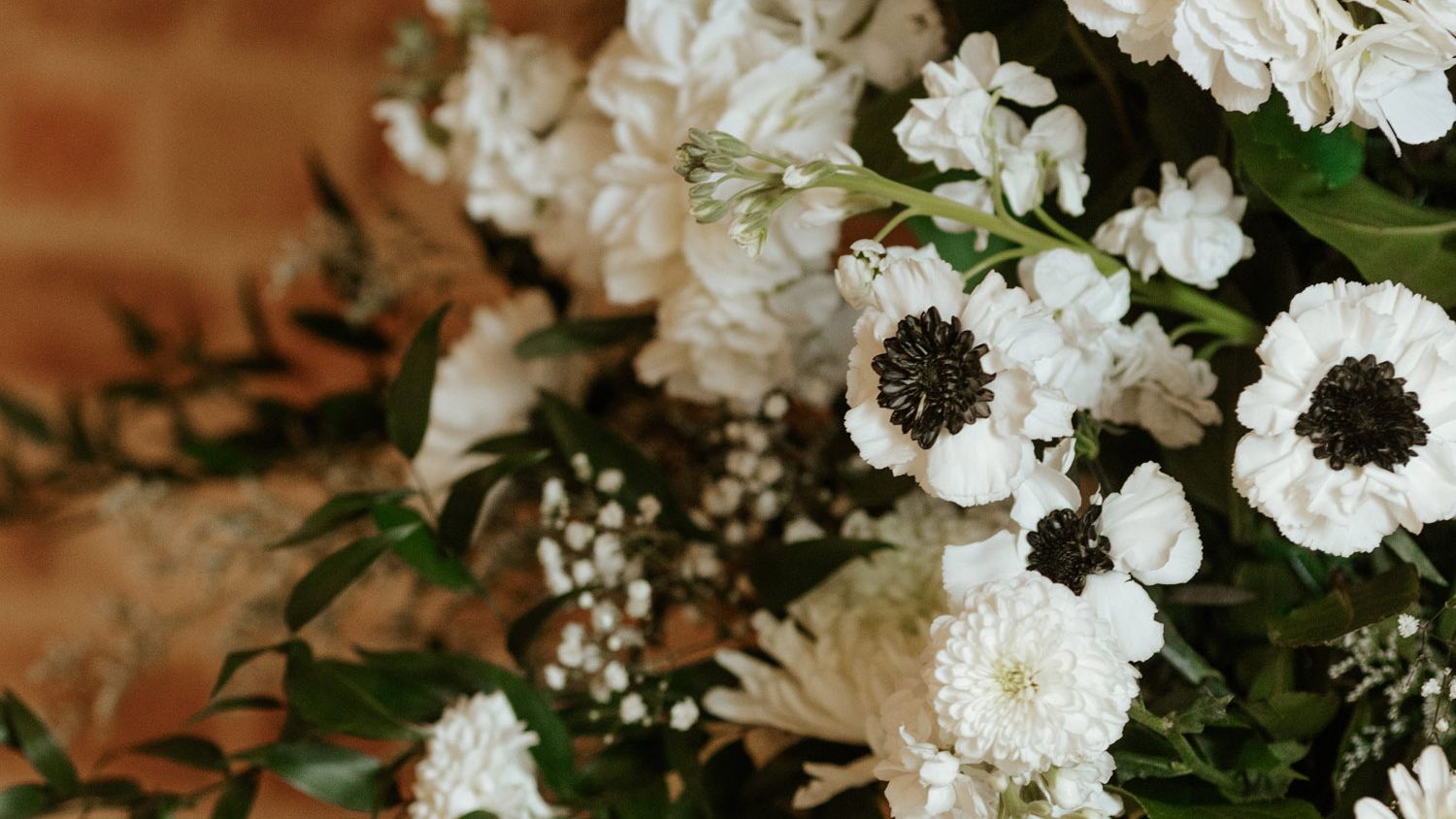 2025-03/ModernWeddingattheLiederkranzandBoulderFlatts-Janzens-GrandIslandWeddingPhotographer-219_0.jpg