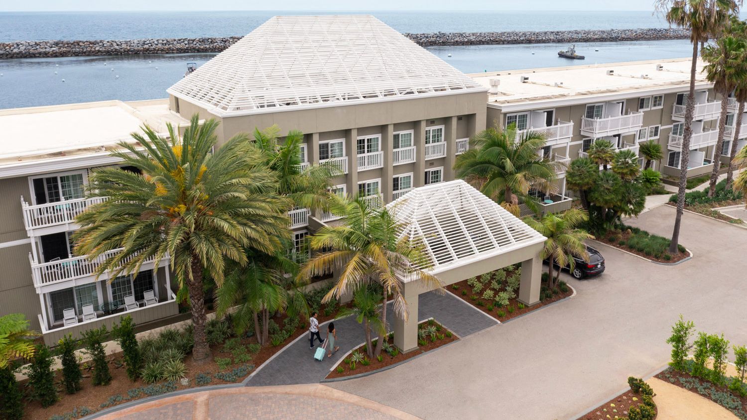 2025-08/Entrance - Credit The Portofino Hotel & Marina.jpg