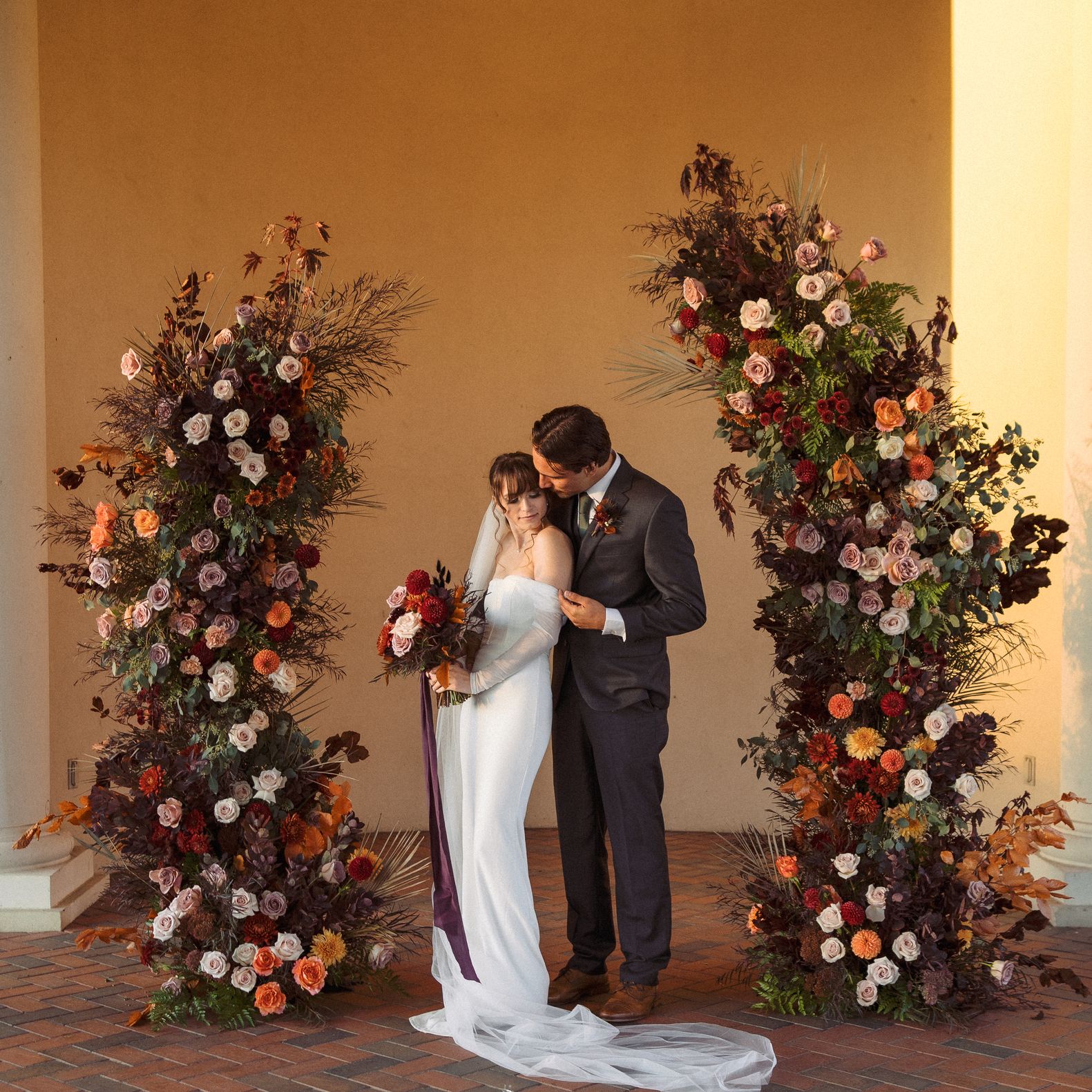 2025-05/Villa-Bellezza-Fall-Wedding-Northern-Voyages-Co-45.jpg