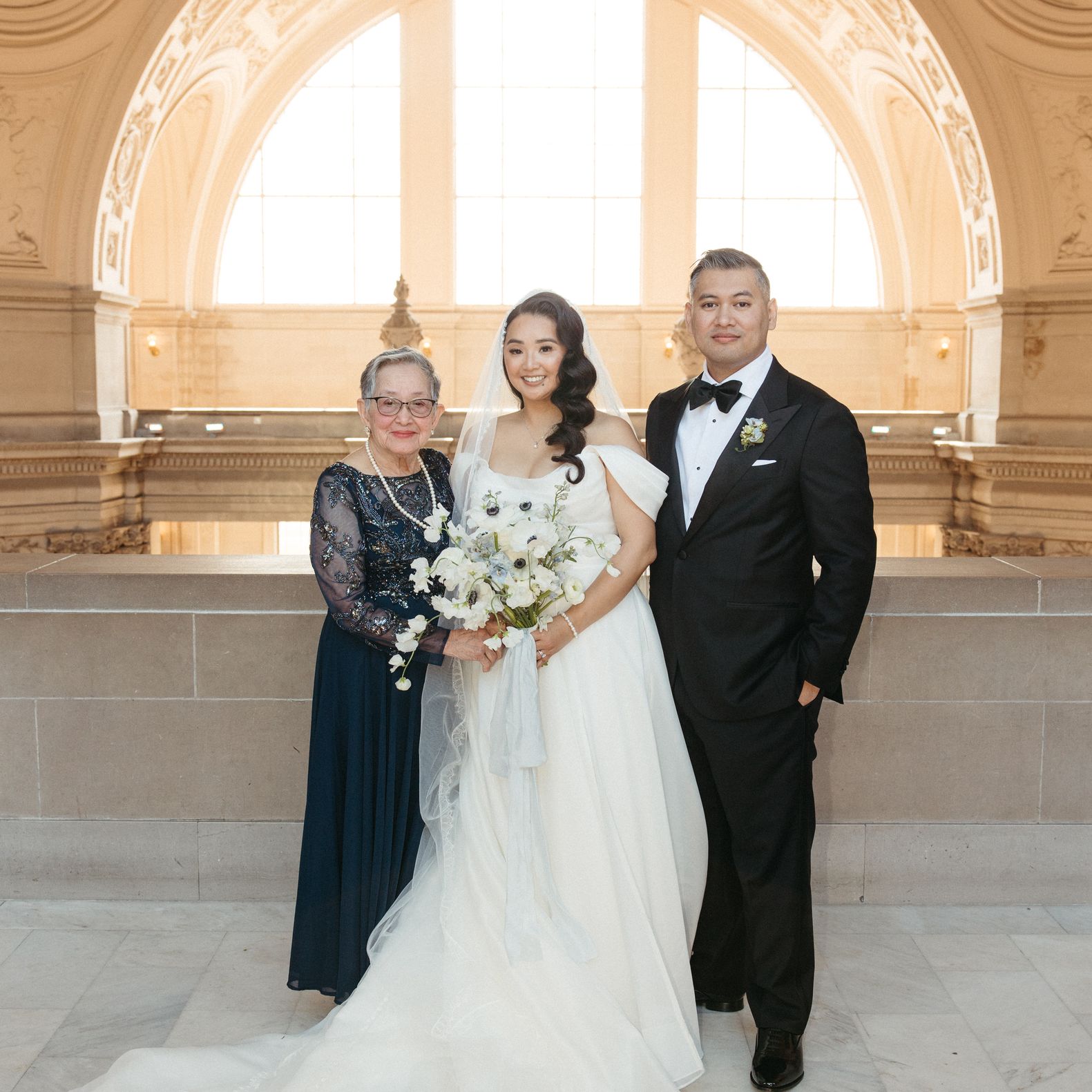 2025-06/Justine&Jonathan_SanFranciscoCityHallWedding-148.jpg