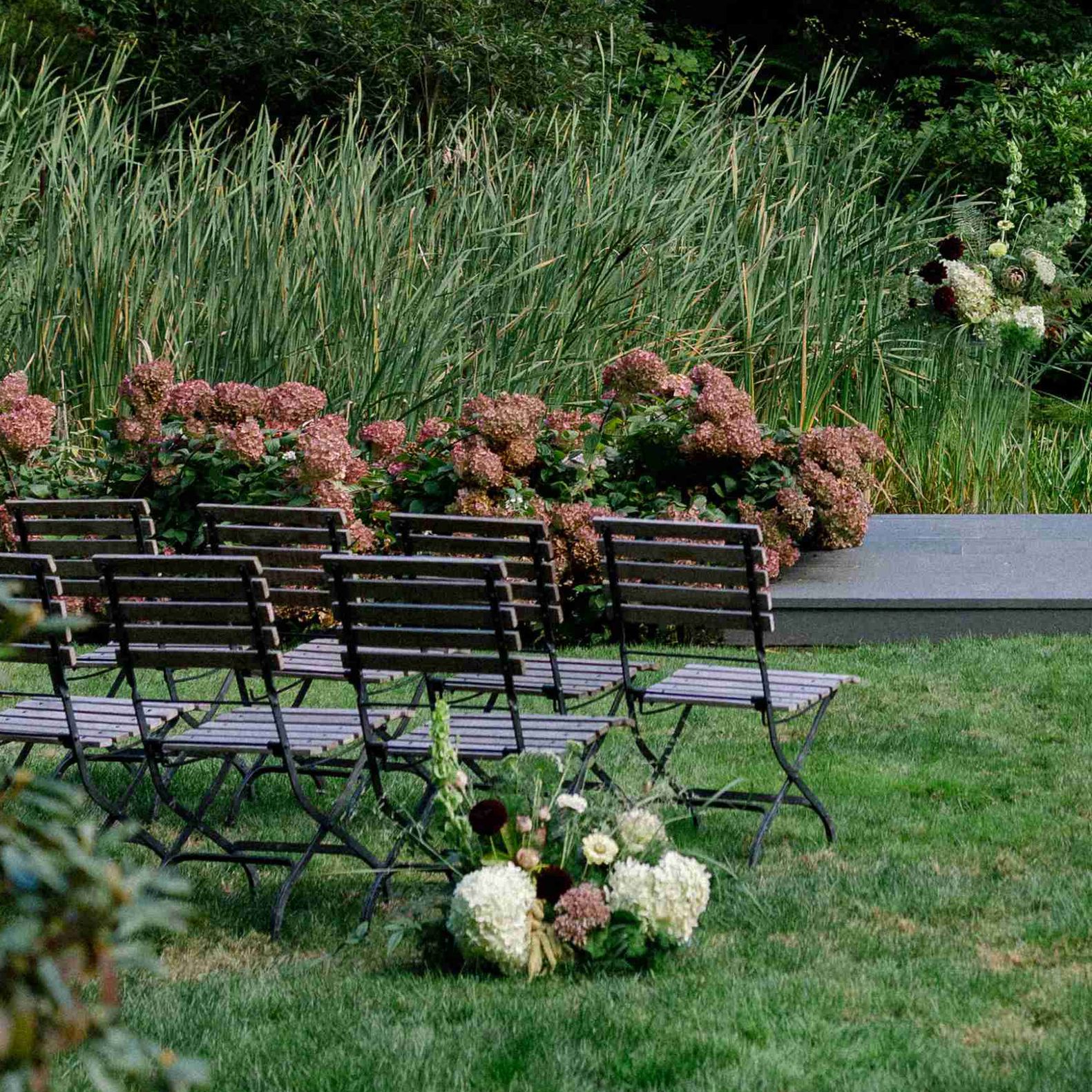 Lush ceremony in imagined day at Bella Luna Farms