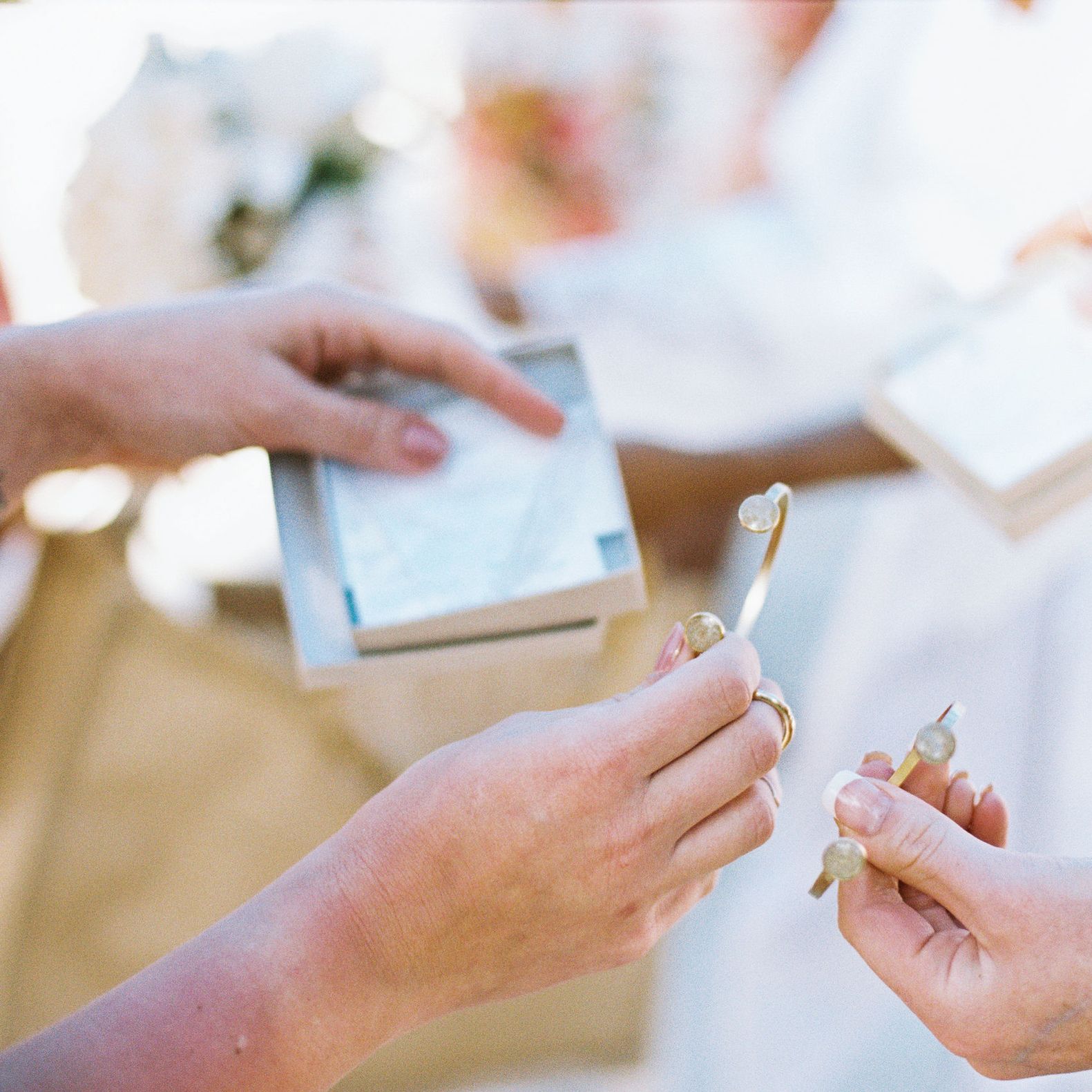 field/sandbox_californiaweddingday_com_239elwb01_blackmesh_com/2018/image/Dune Jewelry - Wedding - Inlet Cuff Gifts.jpg