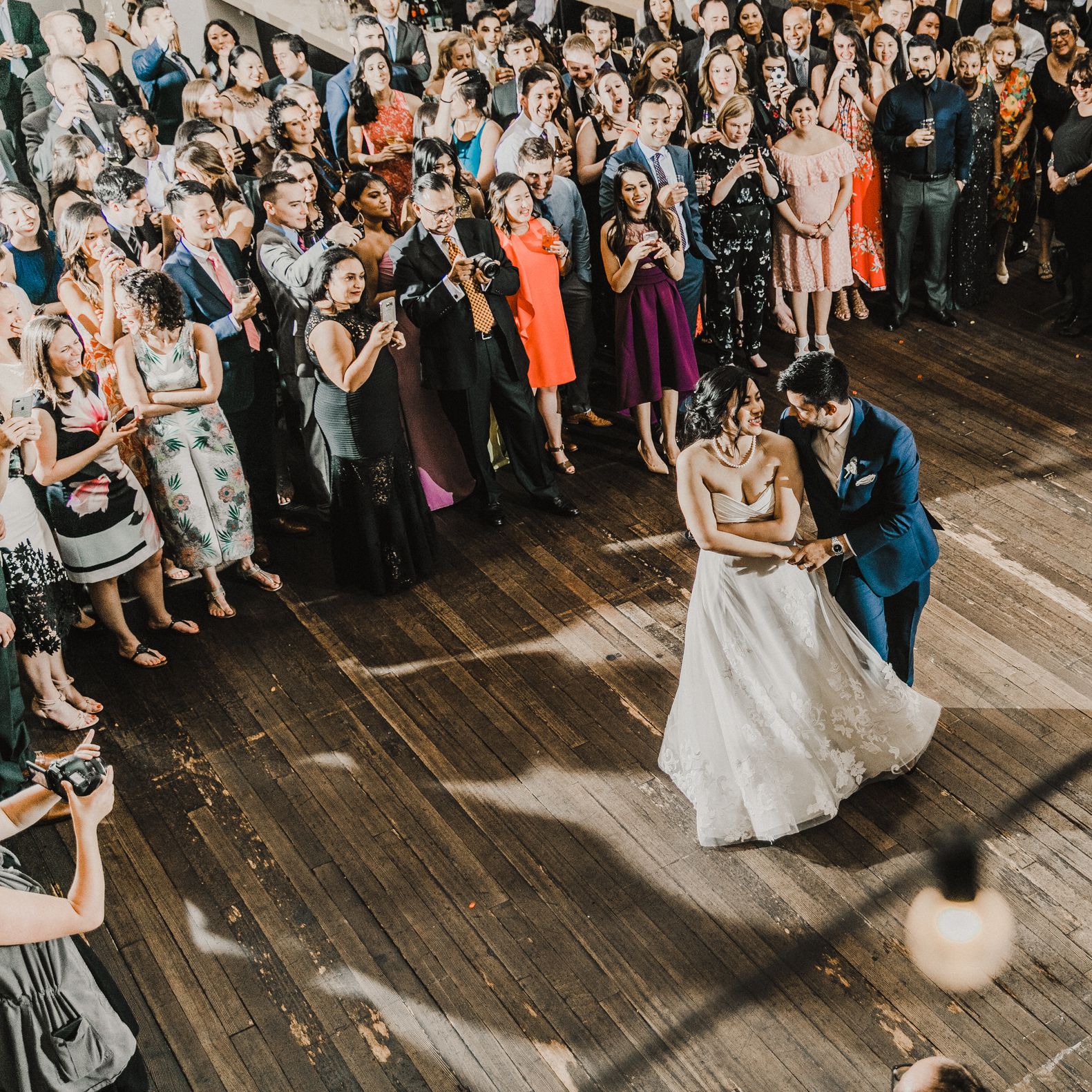field/seattlebridemag_com_239elwb01_blackmesh_com/2019/image/3I4A9858.jpg