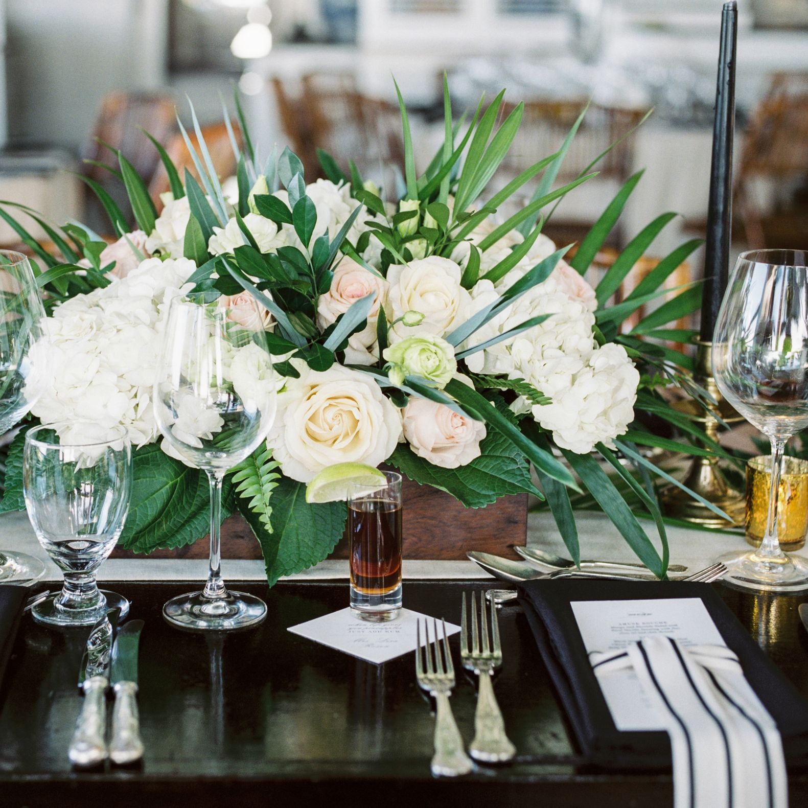 field/orbridemag_com_239elwb01_blackmesh_com/2019/image/22971_09.jpg