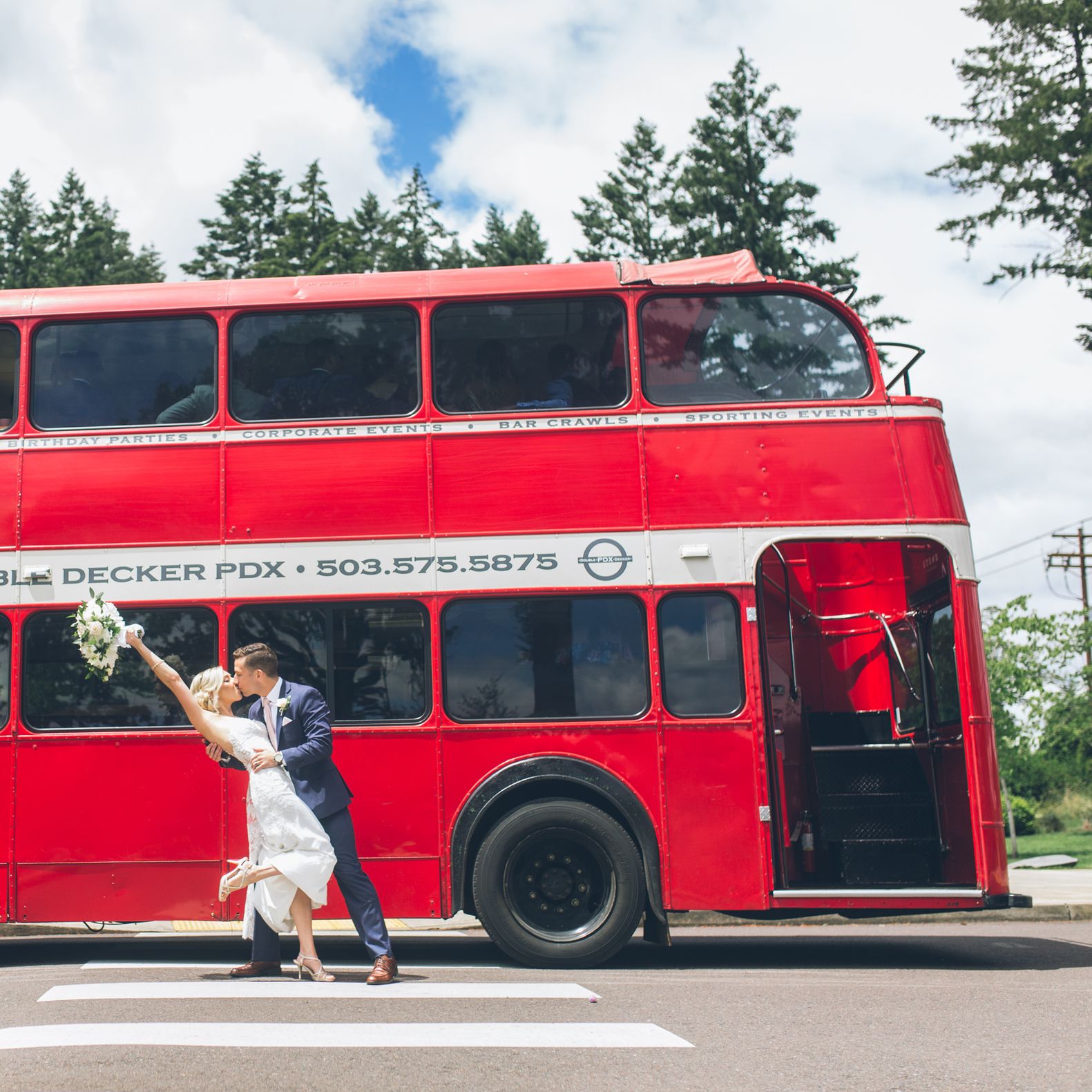 field/orbridemag_com_239elwb01_blackmesh_com/2019/image/brea-tyler-aniko-wedding-coopers-hall-18.jpg