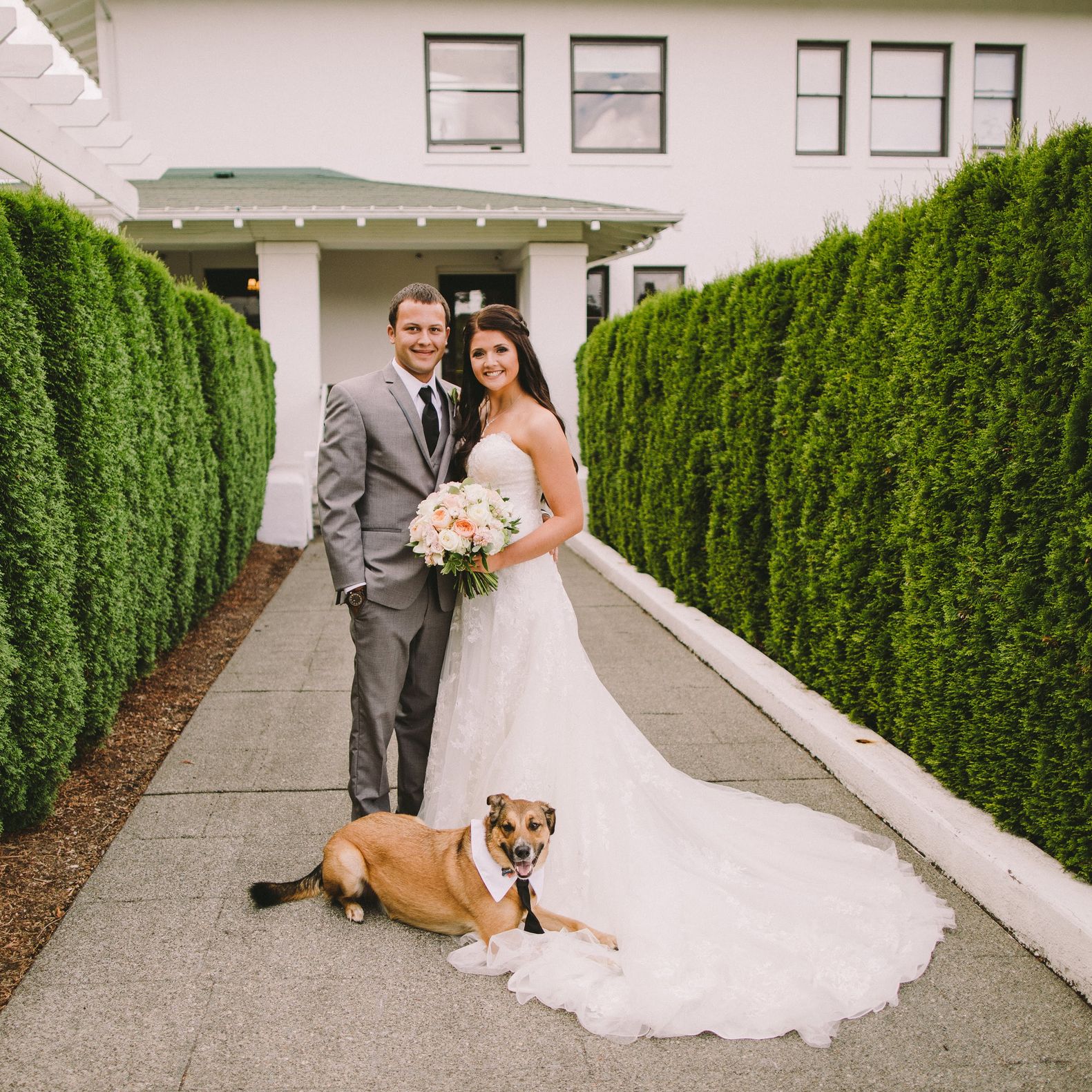 field/seattlebridemag_com_239elwb01_blackmesh_com/2019/image/IMG_0524.jpg