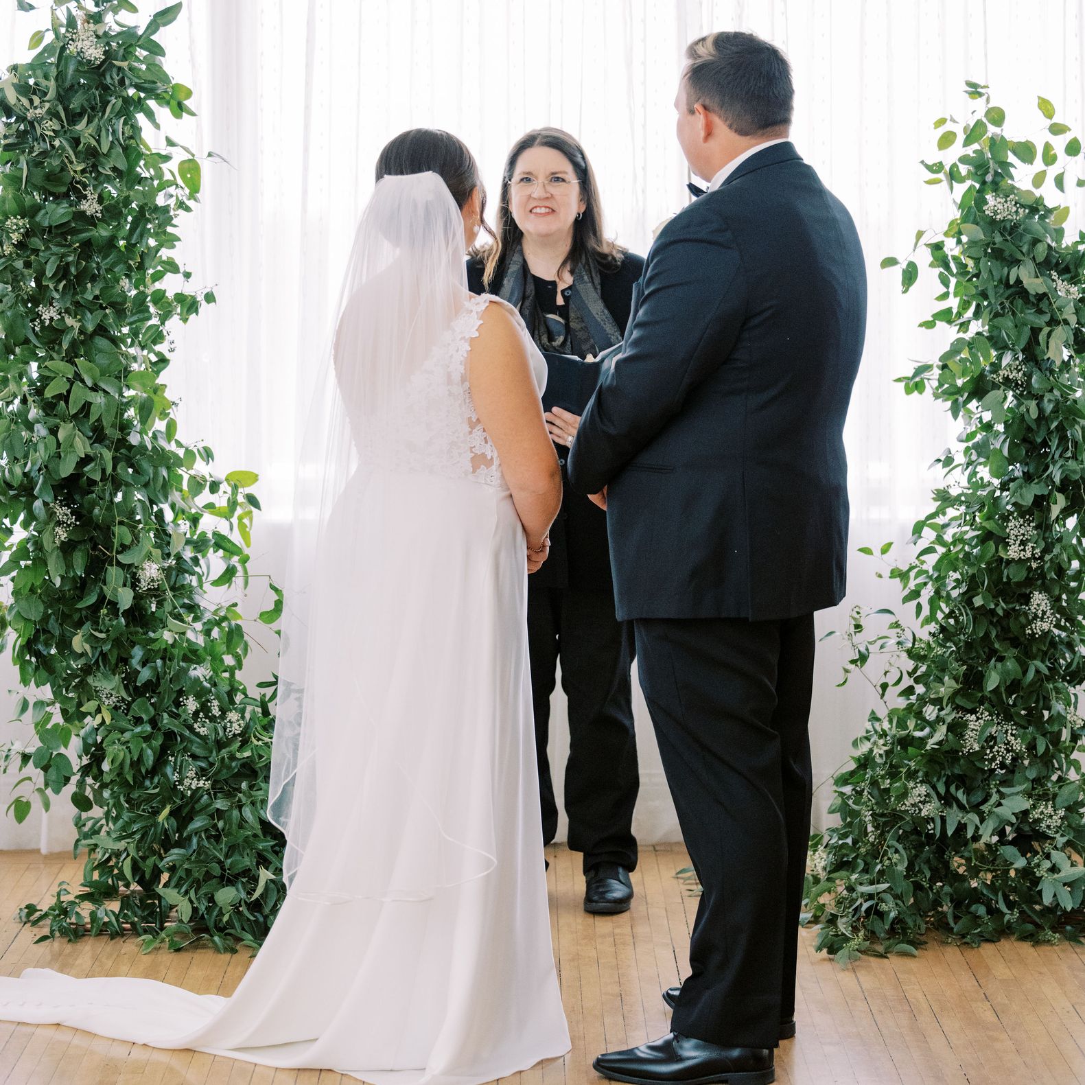 2023-06/AJ+Breanna-Ceremony-164.jpg