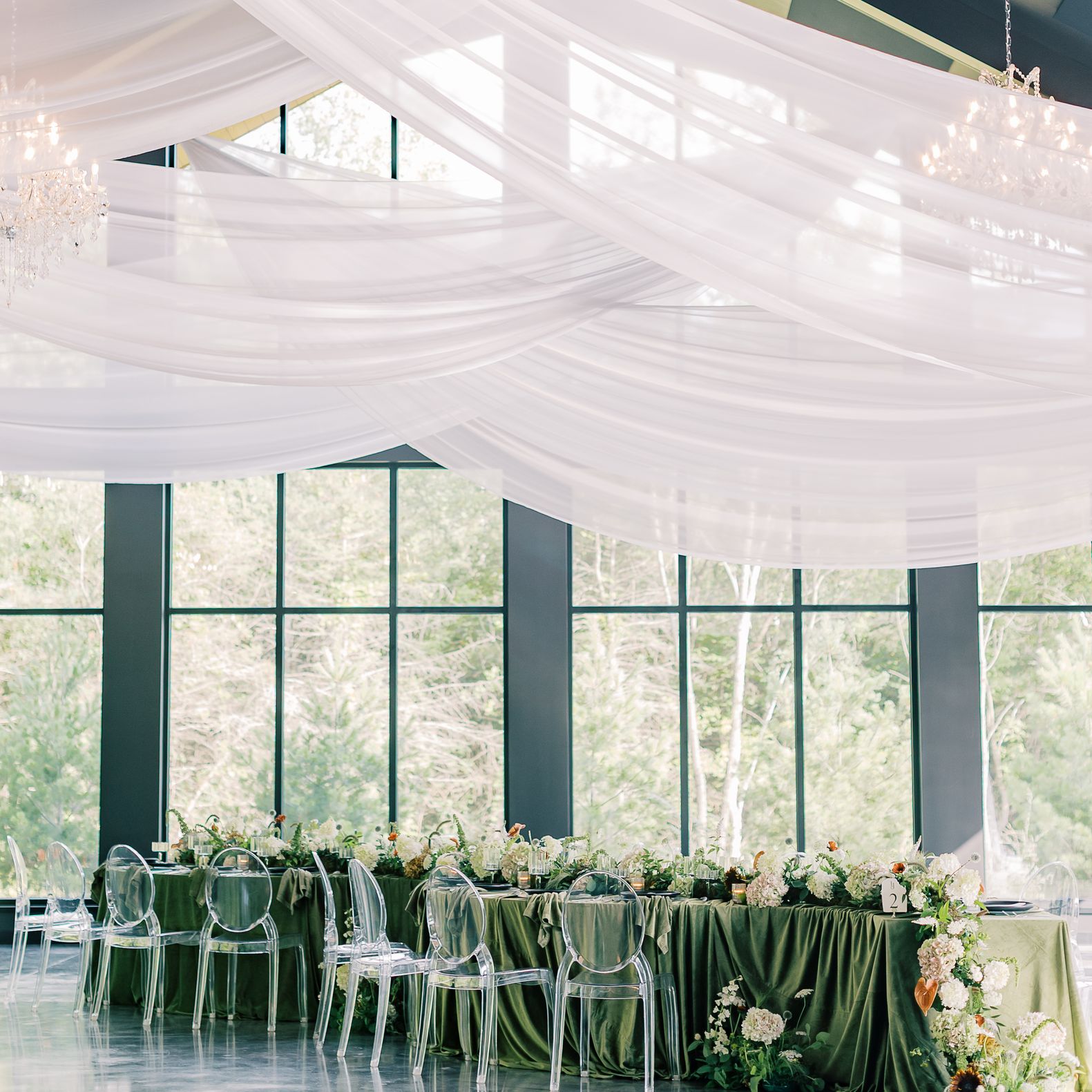 2025-12/Romantic Draping.jpg