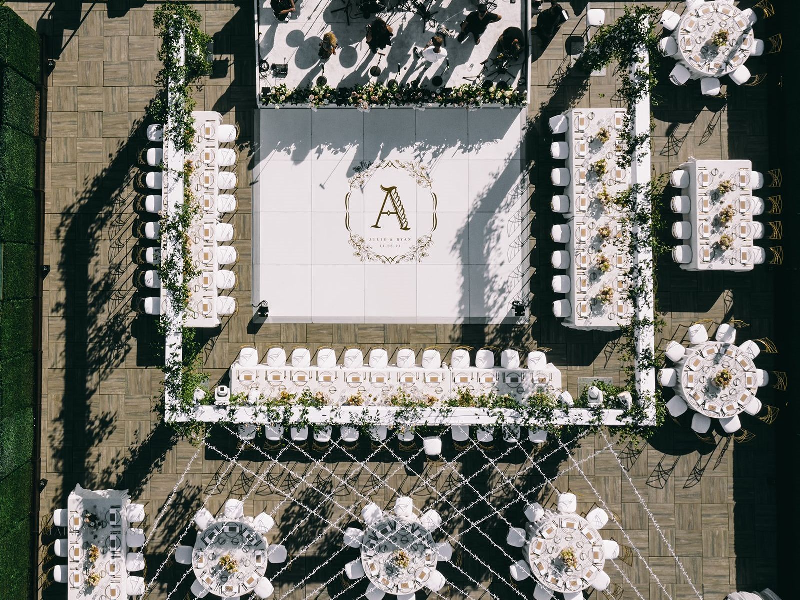 2023-06/JaimeeMorse-JulieRyan-WEDDING-drone-1 (1).jpg