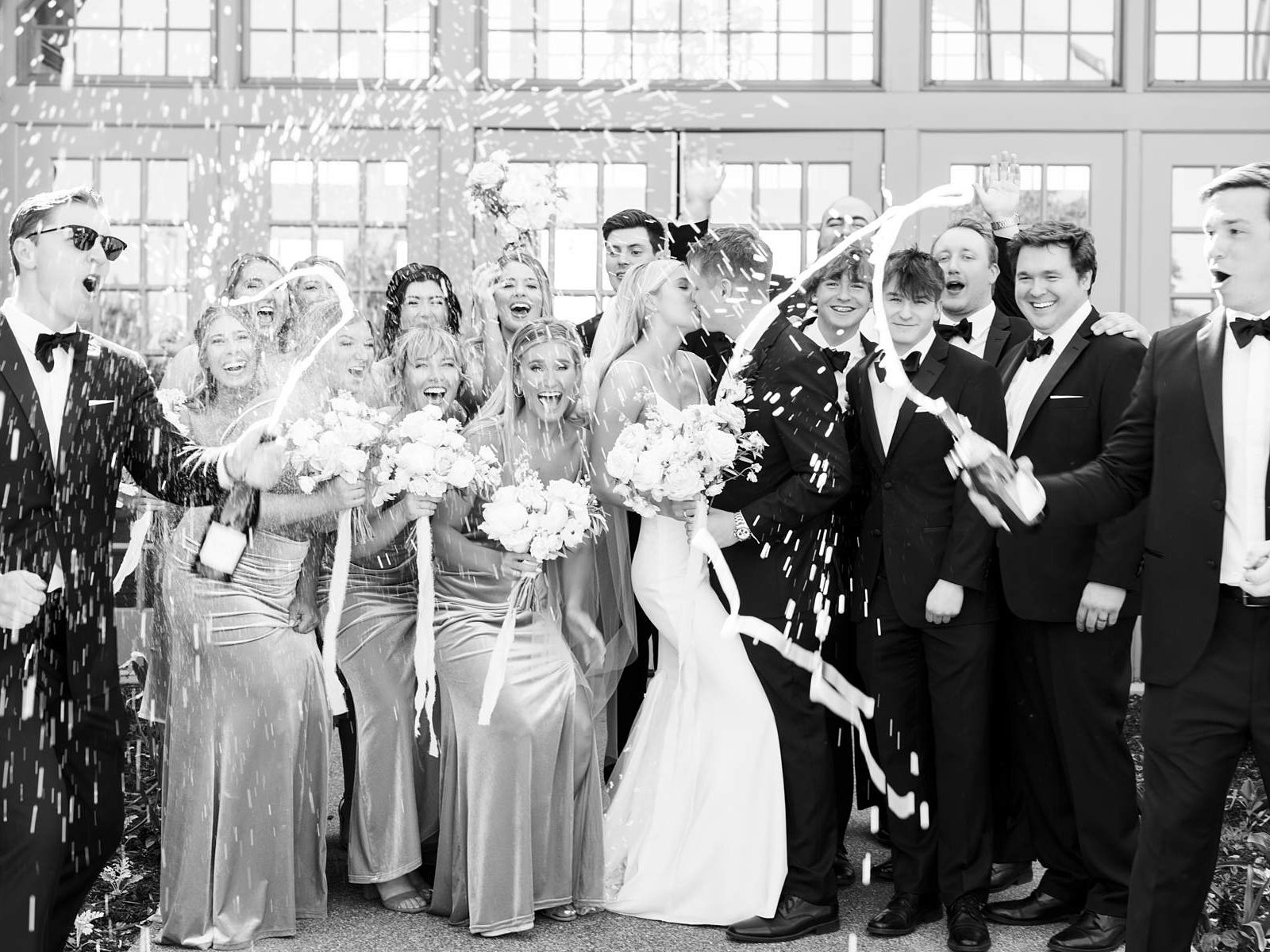 2024-09/interlachen-country-club-wedding-mn-venues-alexandra-robyn-photo_0005.jpg