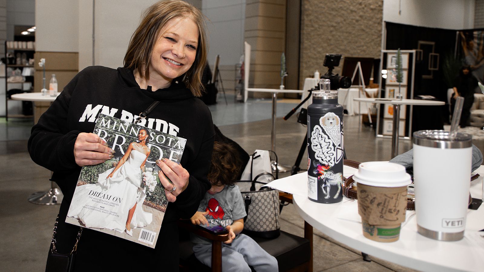 2025-02/MN Wedding Show - Dan Riggs Summit Hill Studios2SH_0345.jpg