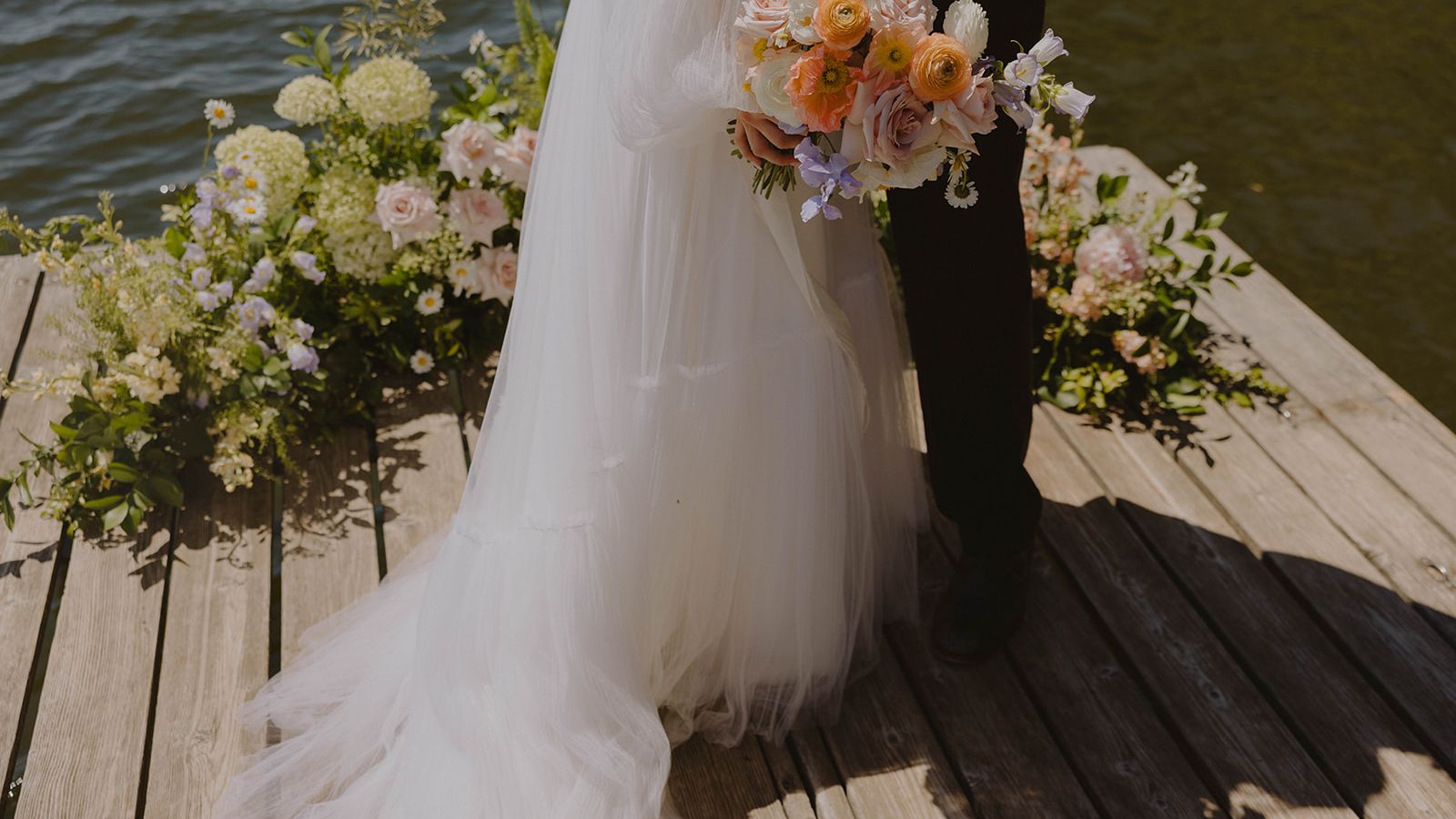 2025-06/Stouts_Island_Lodge_Summer_Wedding_Madison_Dahlquist-28_websize_0.jpg