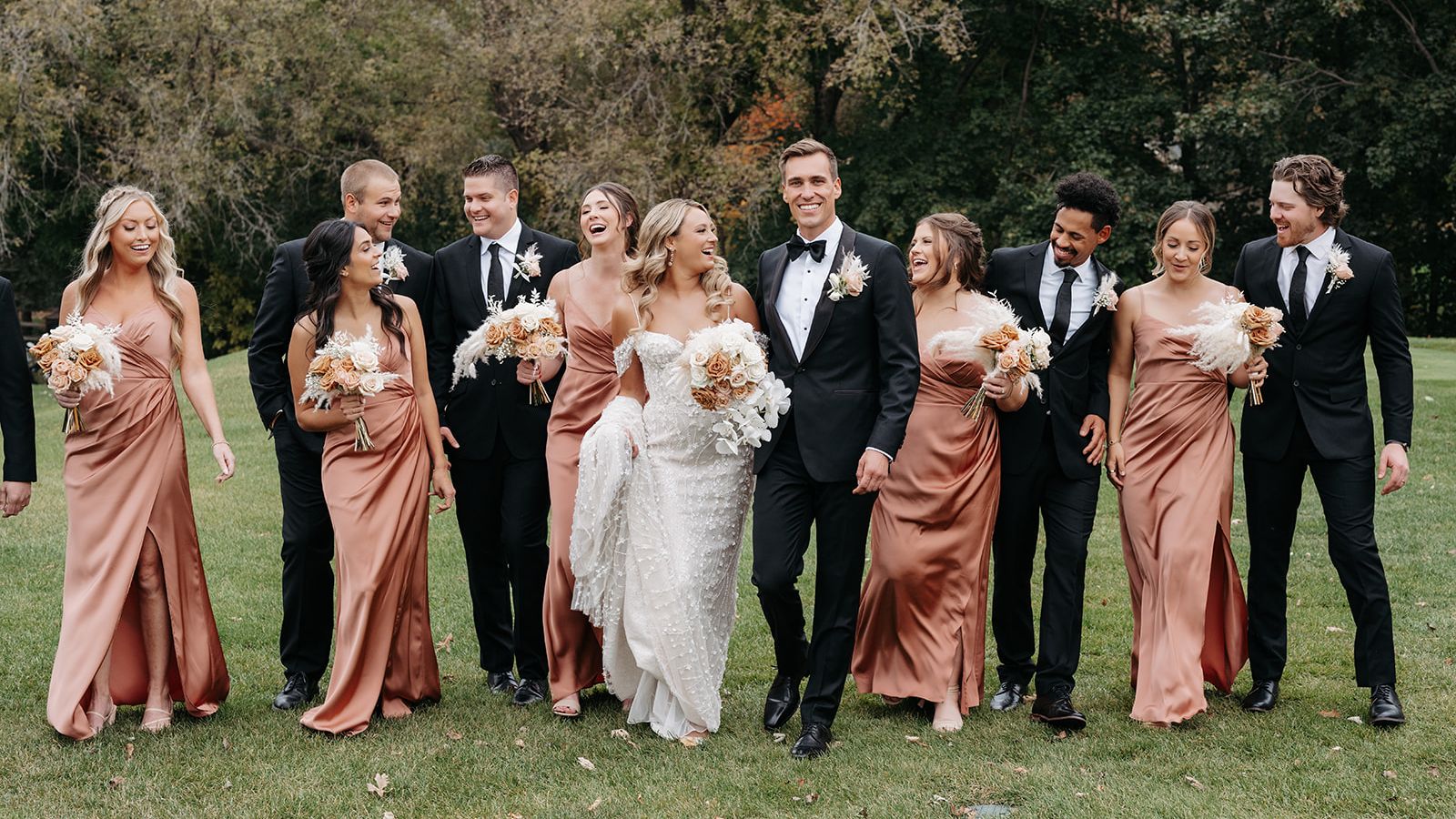 2025-09/weddingpartyM&S-19.jpg