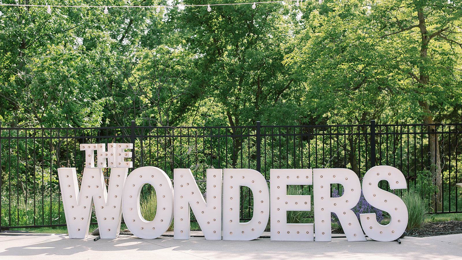 2026-03/CarsonCourtneyWonder_0447_websize.jpg
