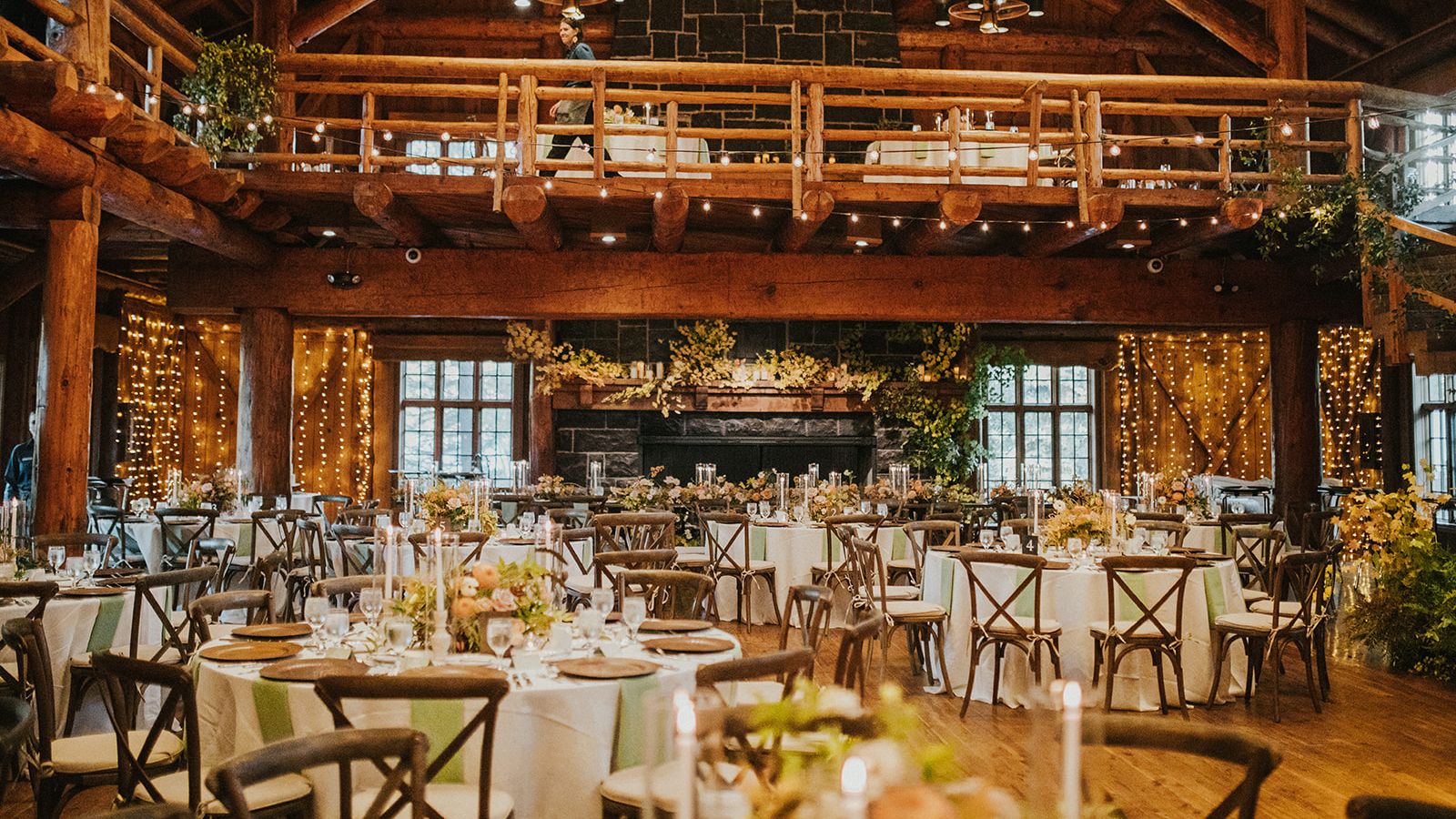 2023-06/ed and cassie wedding in sunriver_reception-220_websize_0.jpg
