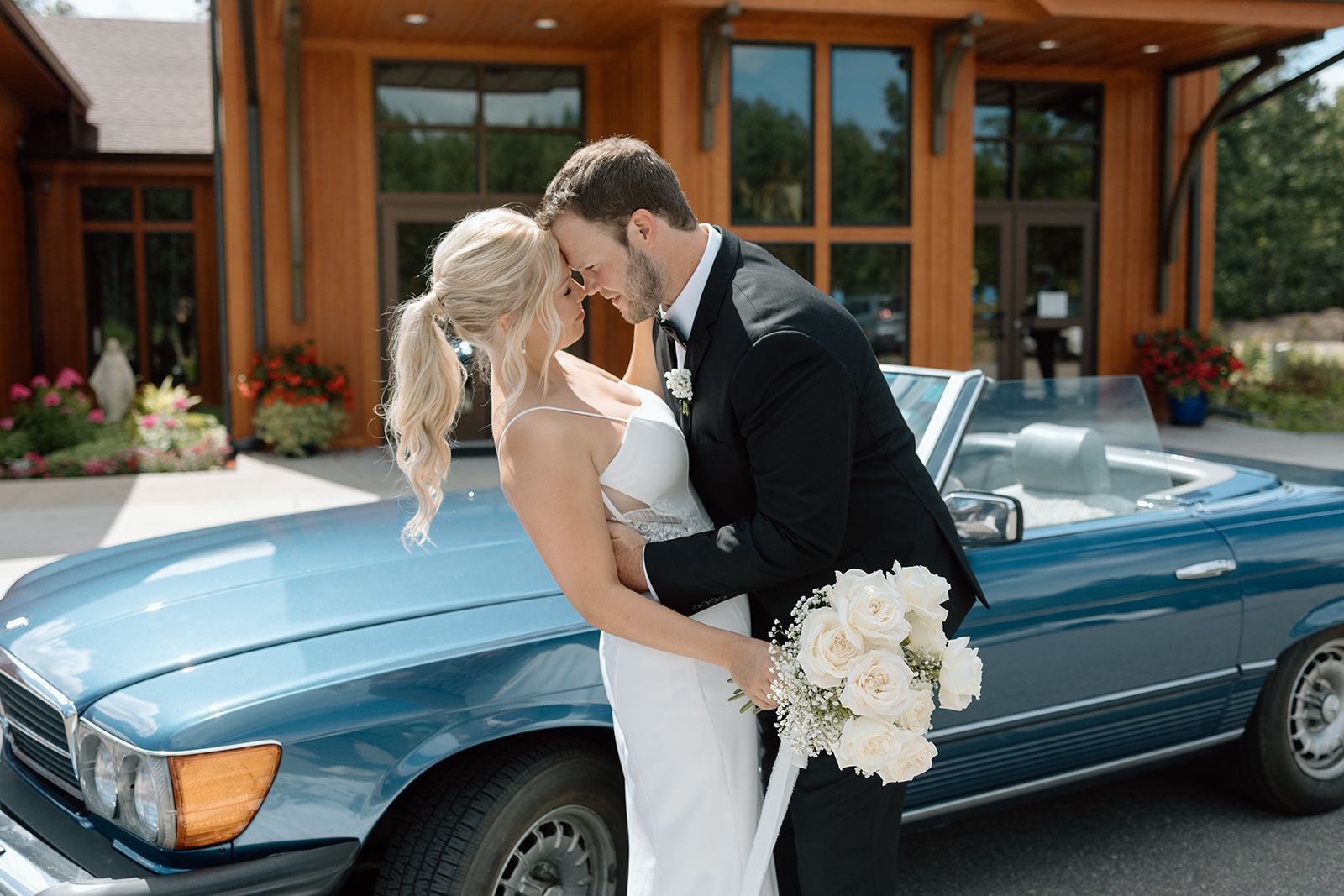madisenwatsen-couple and car