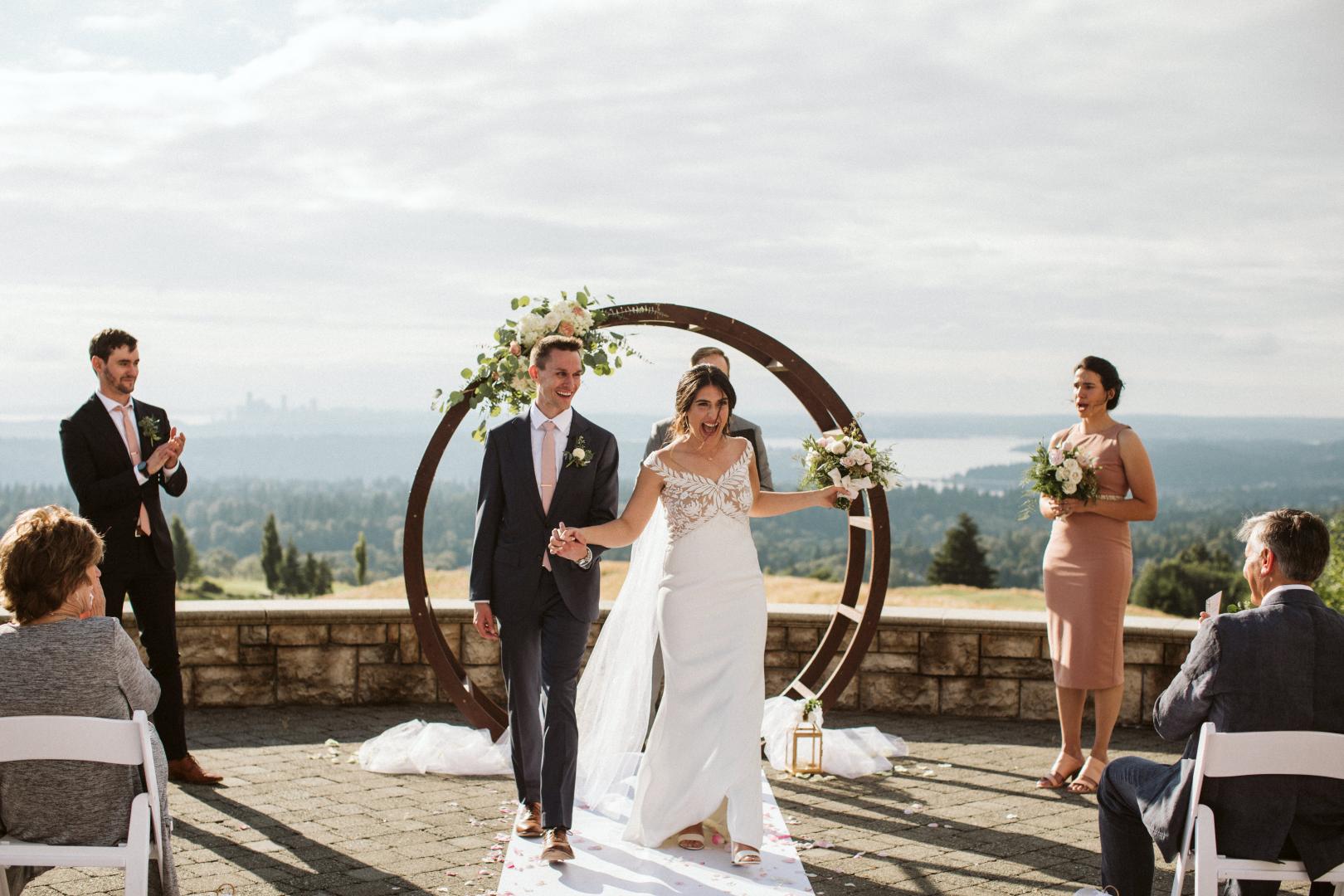 Claire&TimNewcastleGolfClubWedding5D1A6706_0.jpg