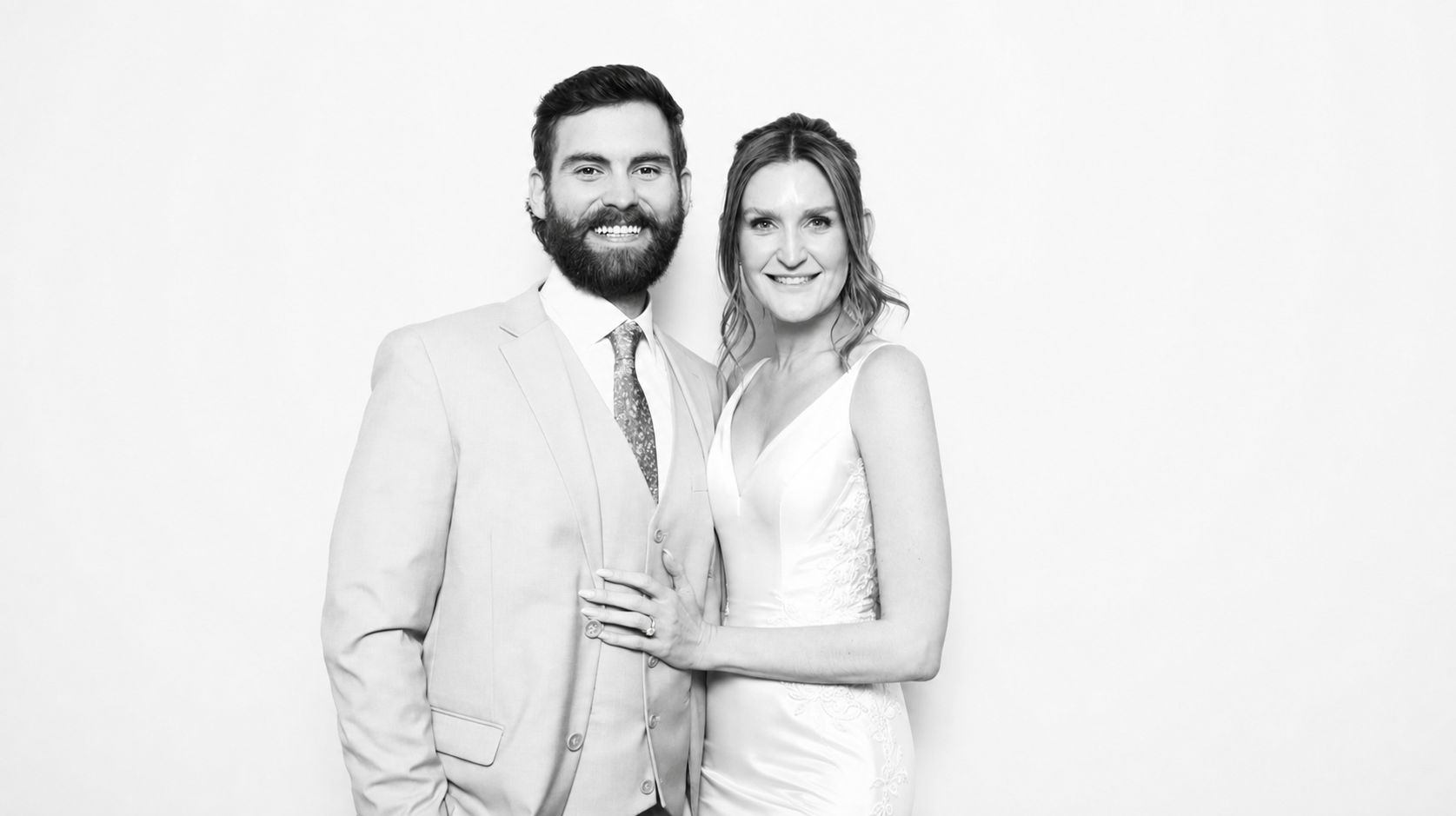 wedding picbooth az.png