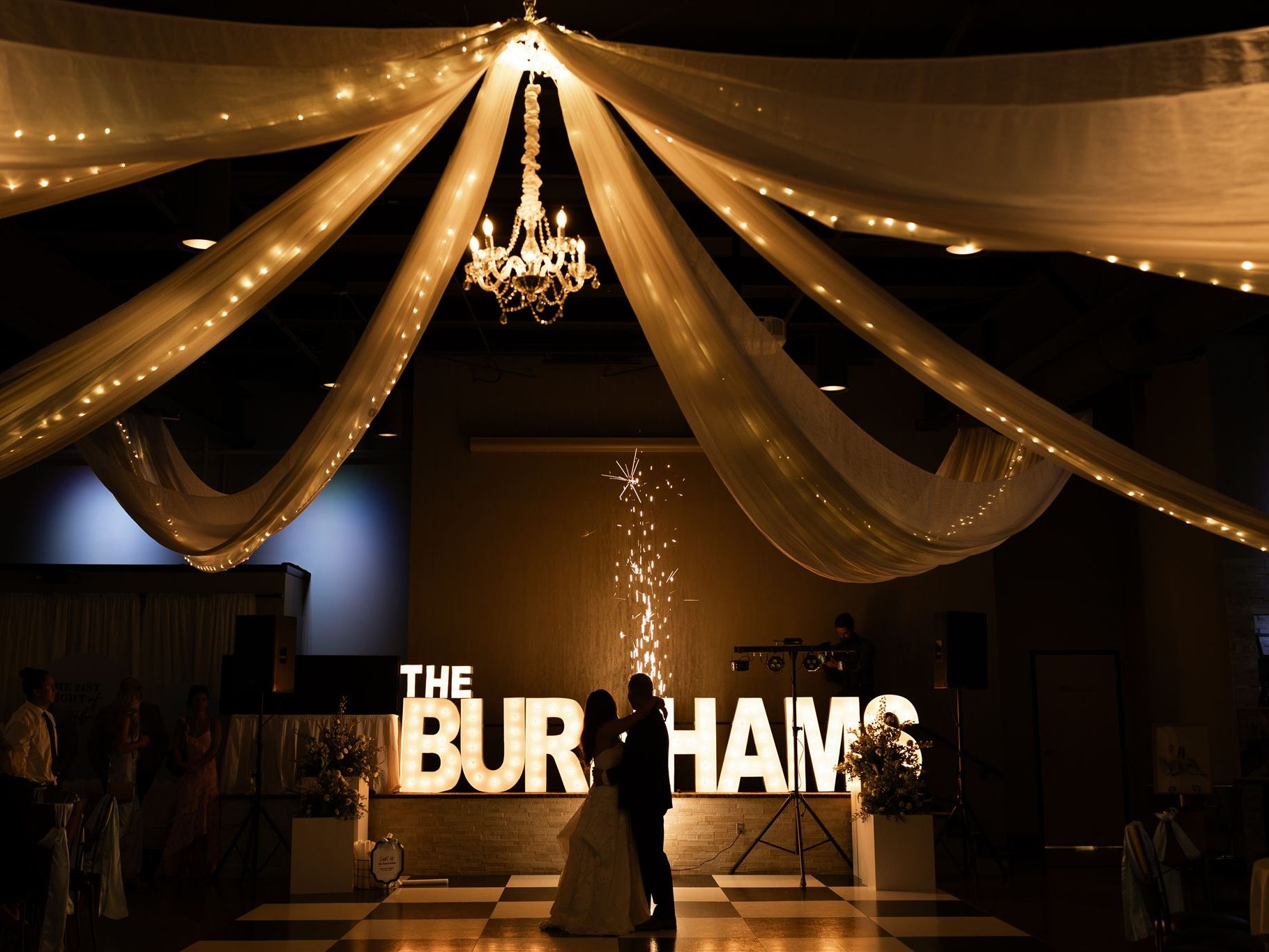 2025-11/ANNAMANTINI-WEDDING-THEBURNHAMS-1139_websize.jpg