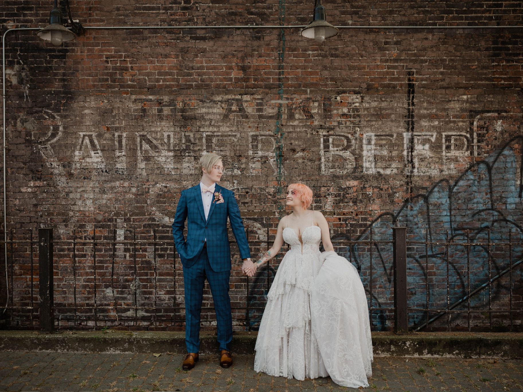2024-01/7_22_22_LinneaIanWed_1451.jpg