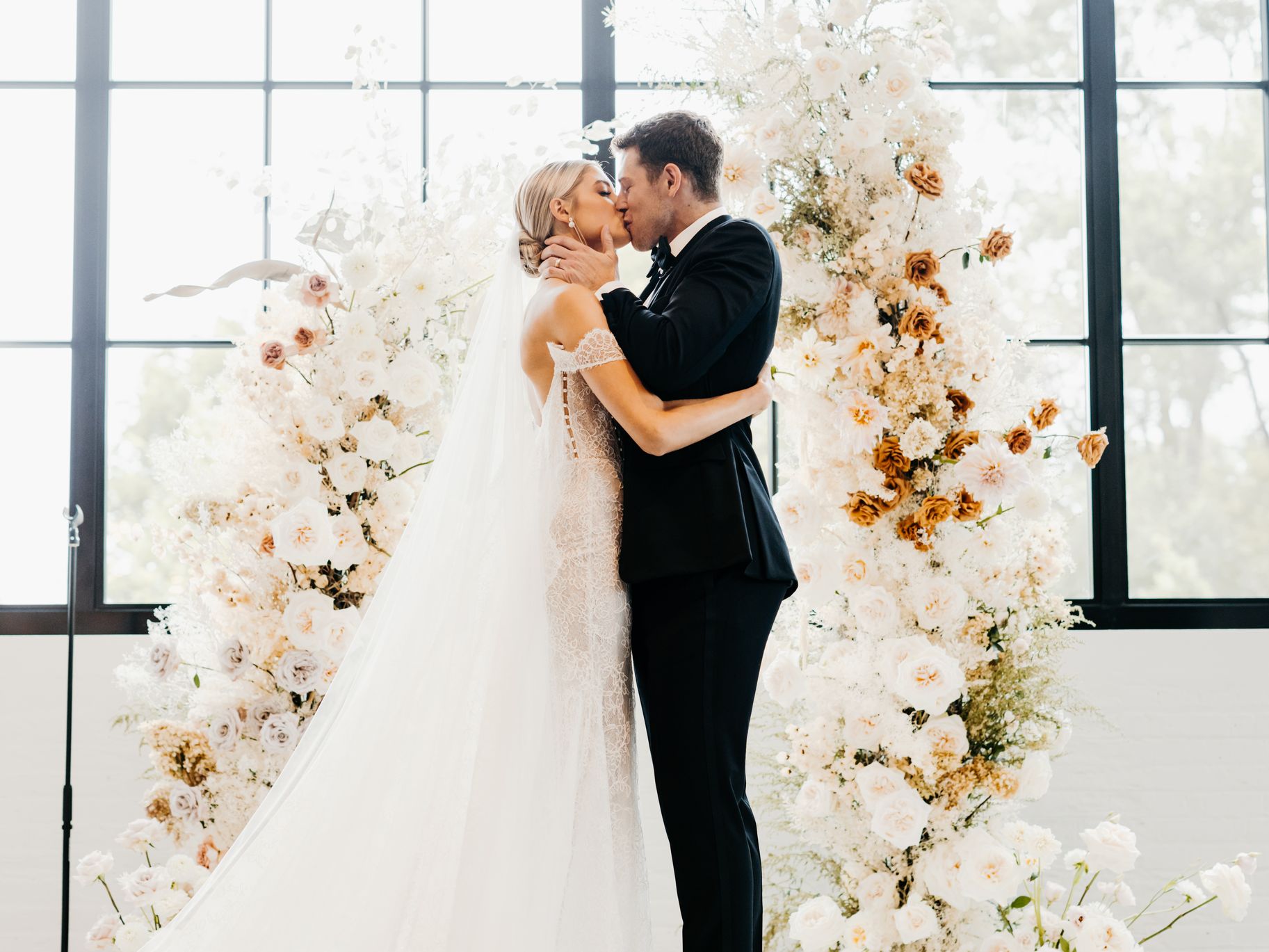 2025-01/Danielle+Charlie-Wedding-Russell-Heeter-Photography-1037.jpg