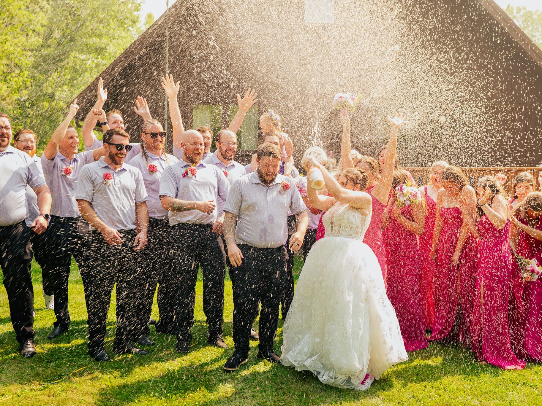 2025-09/CaptureChaosWeddings-1135_0.jpg