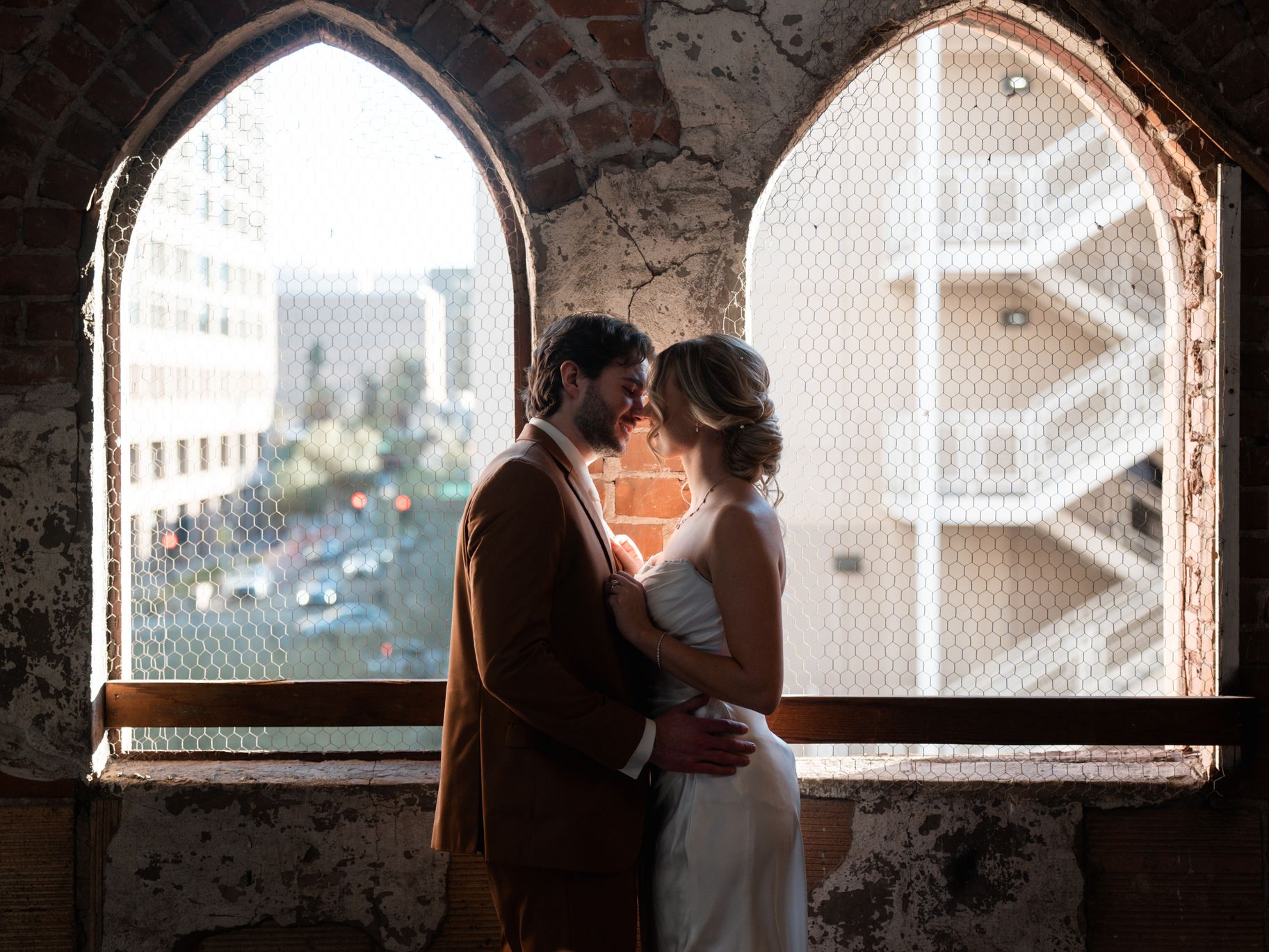 2025-10/arizona-wedding-photographer-sam-savat-41.jpg