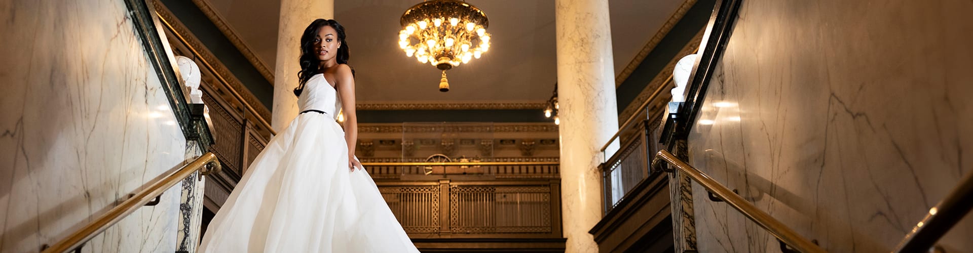 Wisconsin Bride home page hero