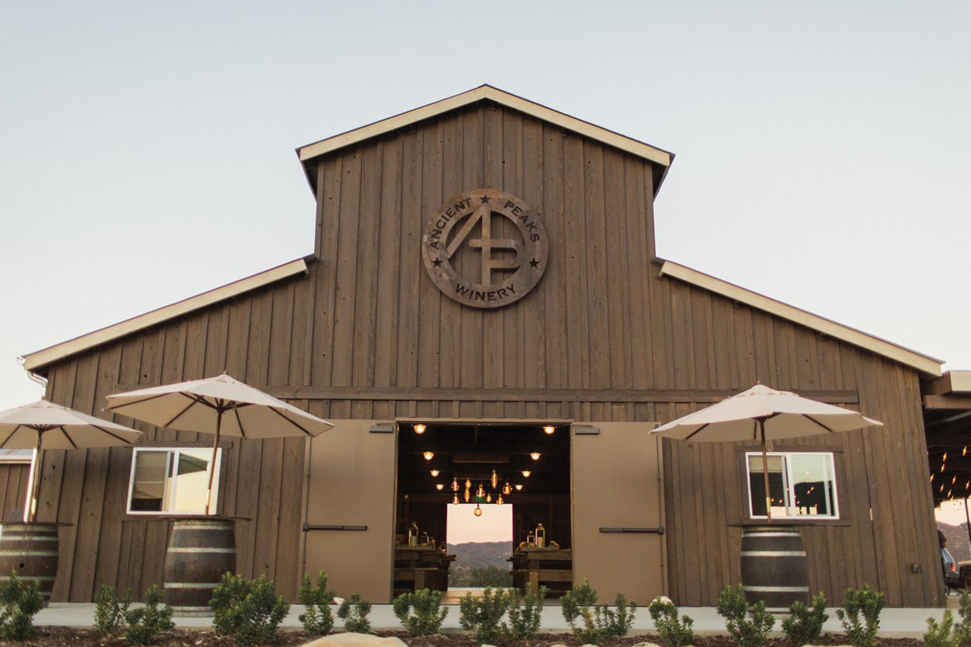 santa marita BARN