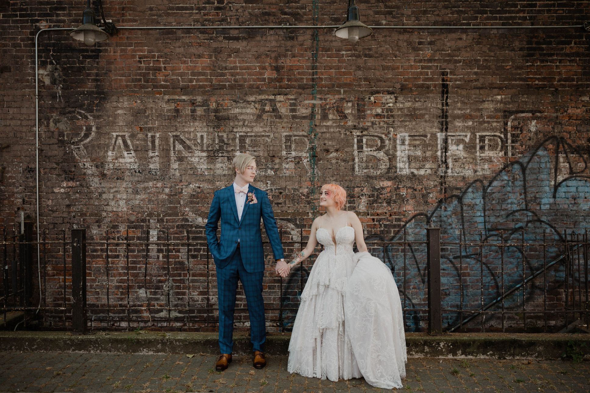 2024-01/7_22_22_LinneaIanWed_1451.jpg