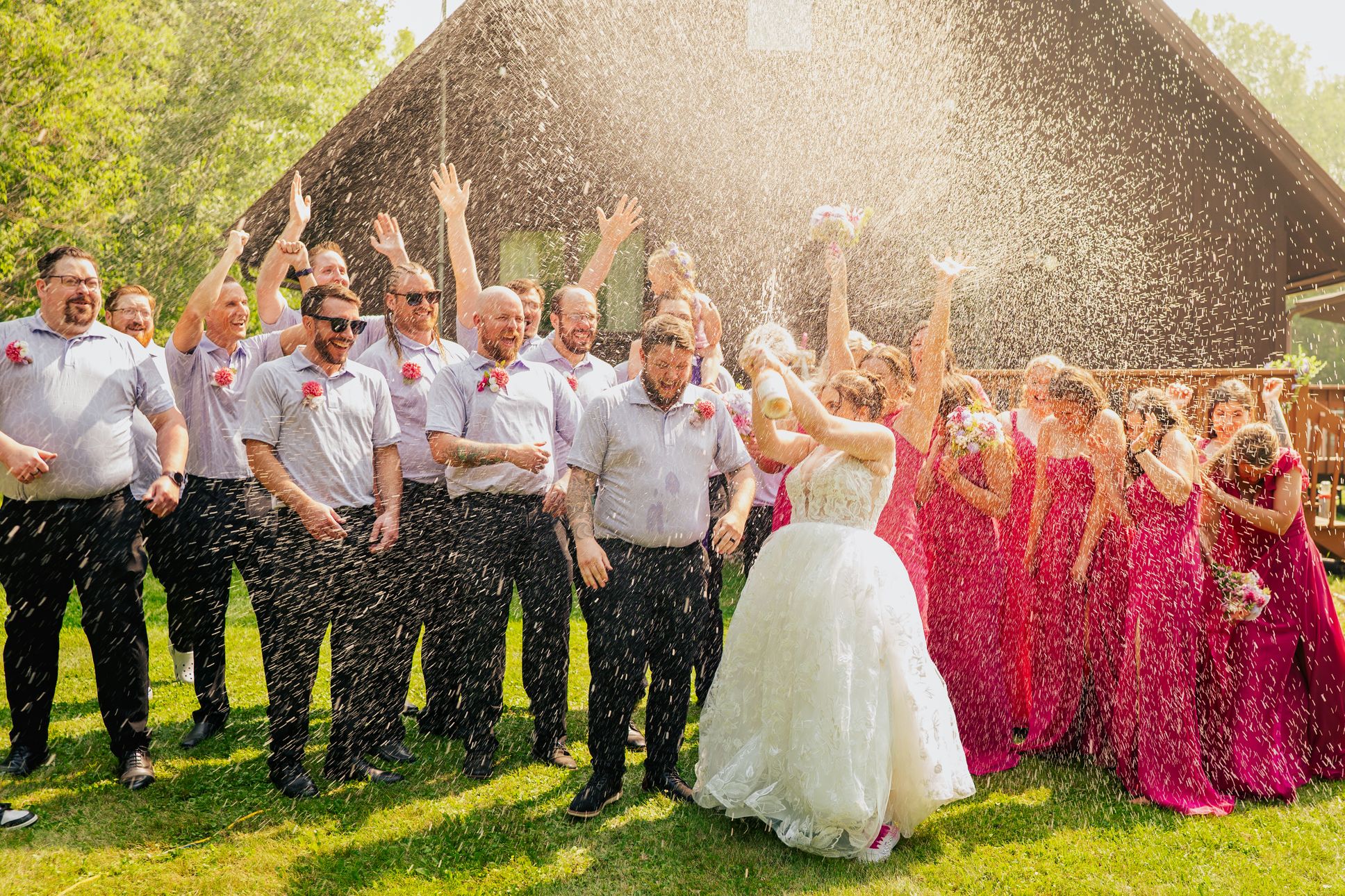 2025-09/CaptureChaosWeddings-1135_0.jpg