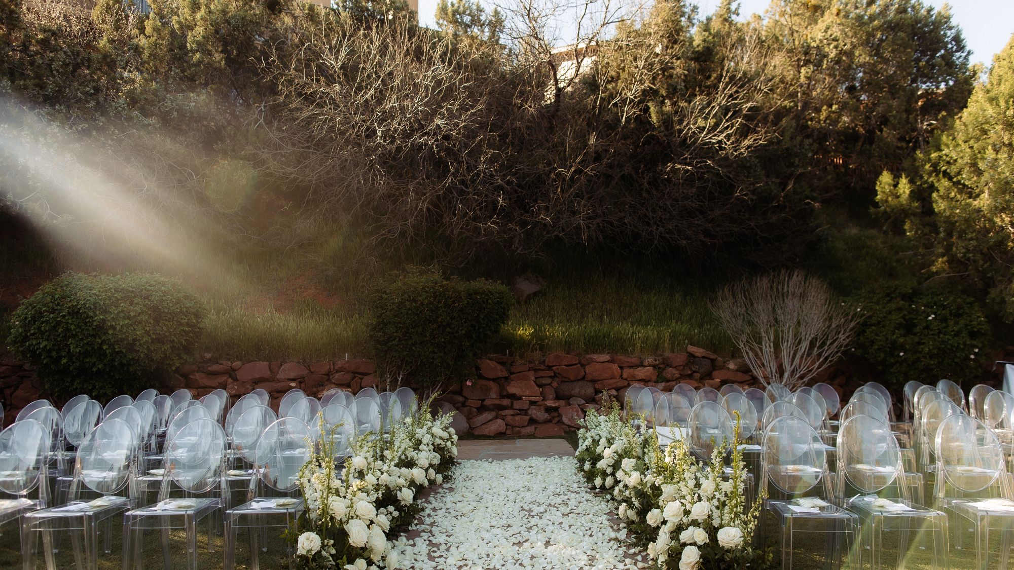 2025-06/Emily+Mike_0623.jpg