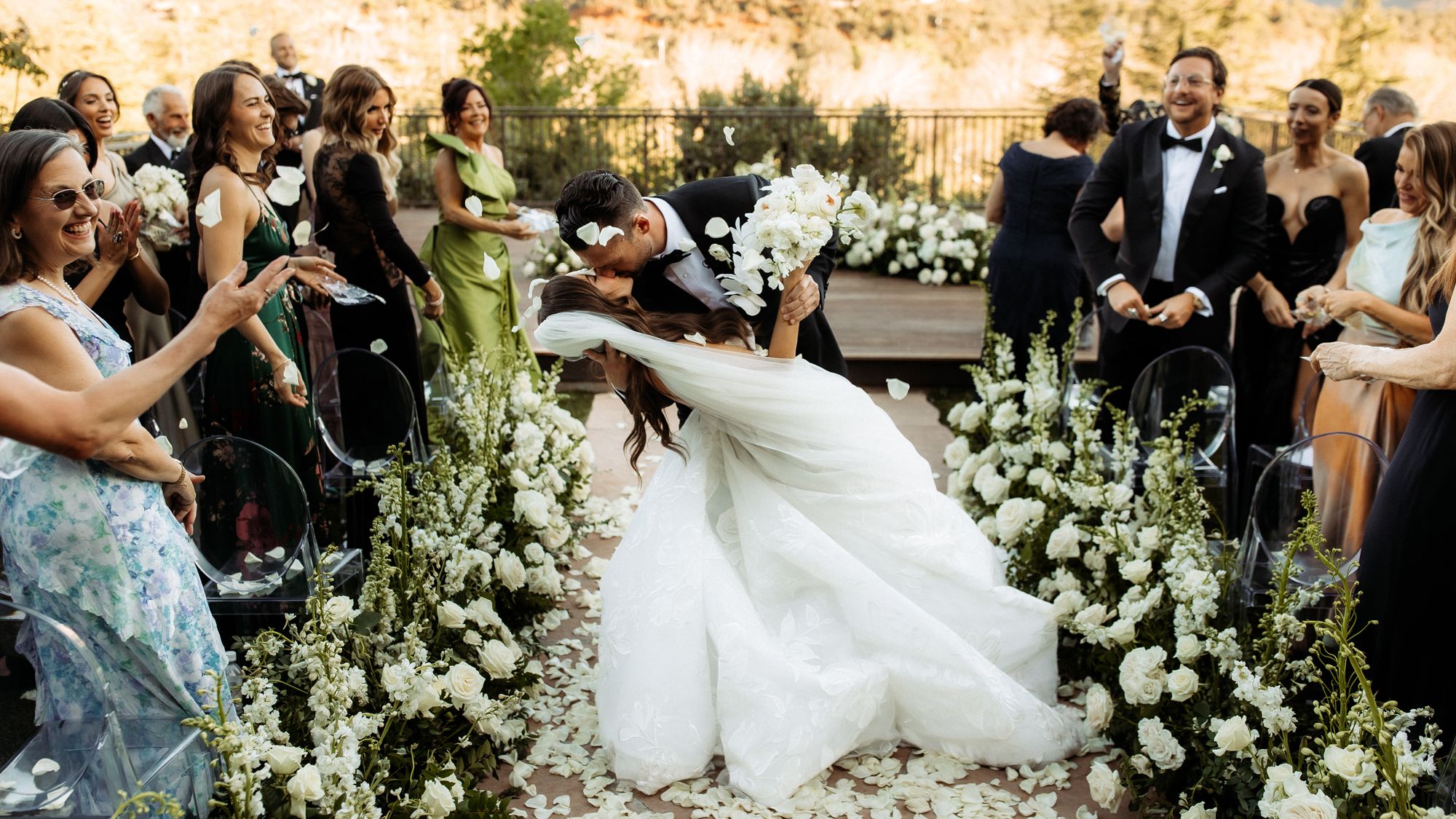 2025-06/Emily+Mike_0833.jpg