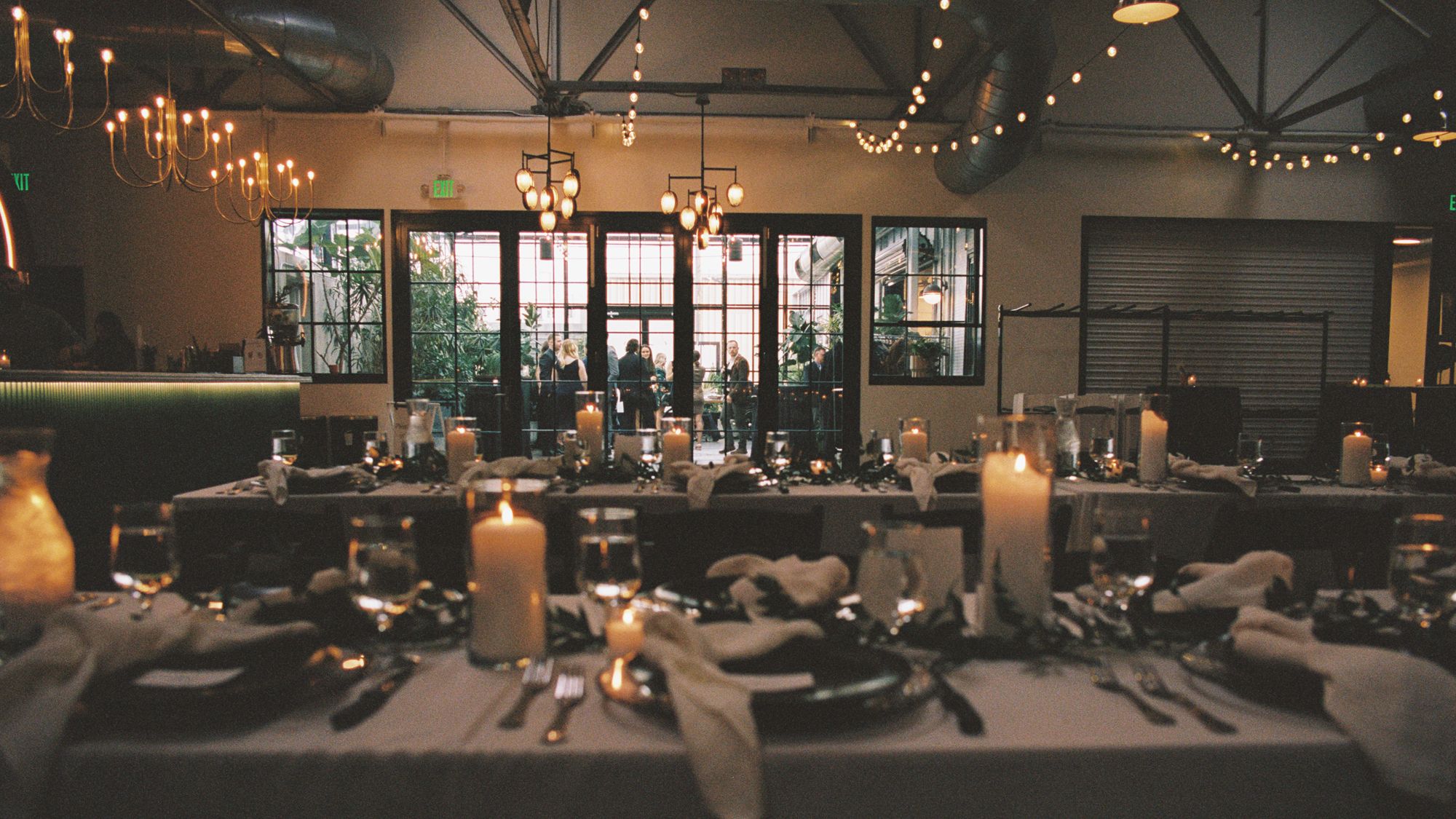 2025-09/2411-sara-guthrie-winsconsin-tinsmith-wedding-337_0.jpg