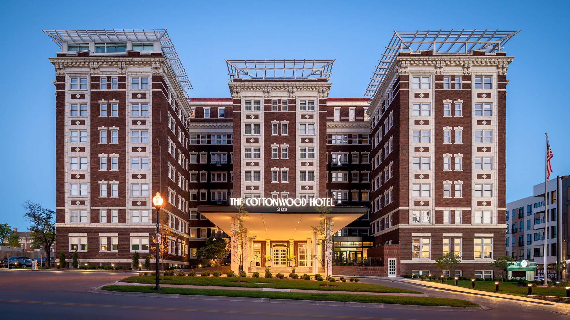 2024-01/The Cottonwood Hotel_0.jpg