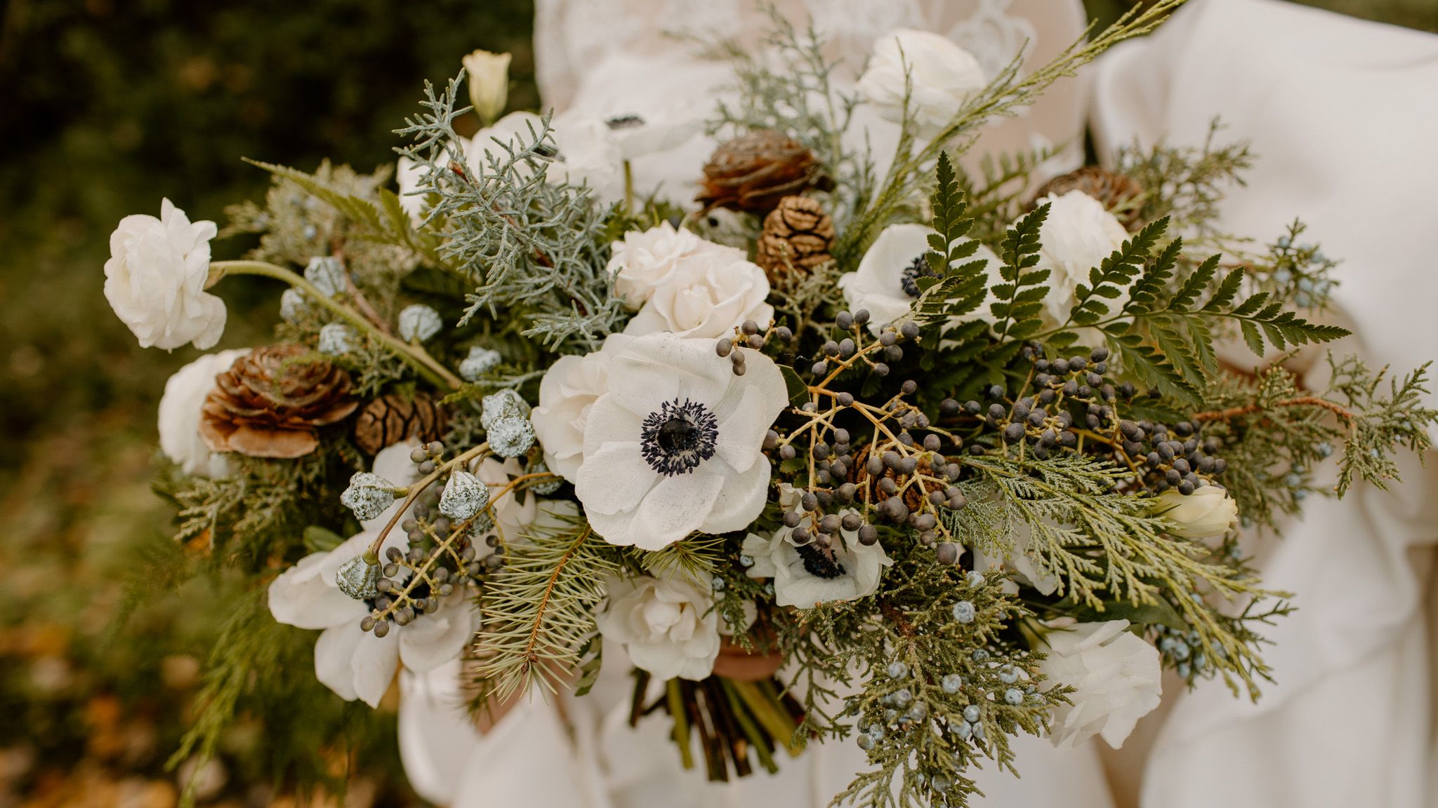 2023-08/ginapaulson_locherwedding-205.jpg
