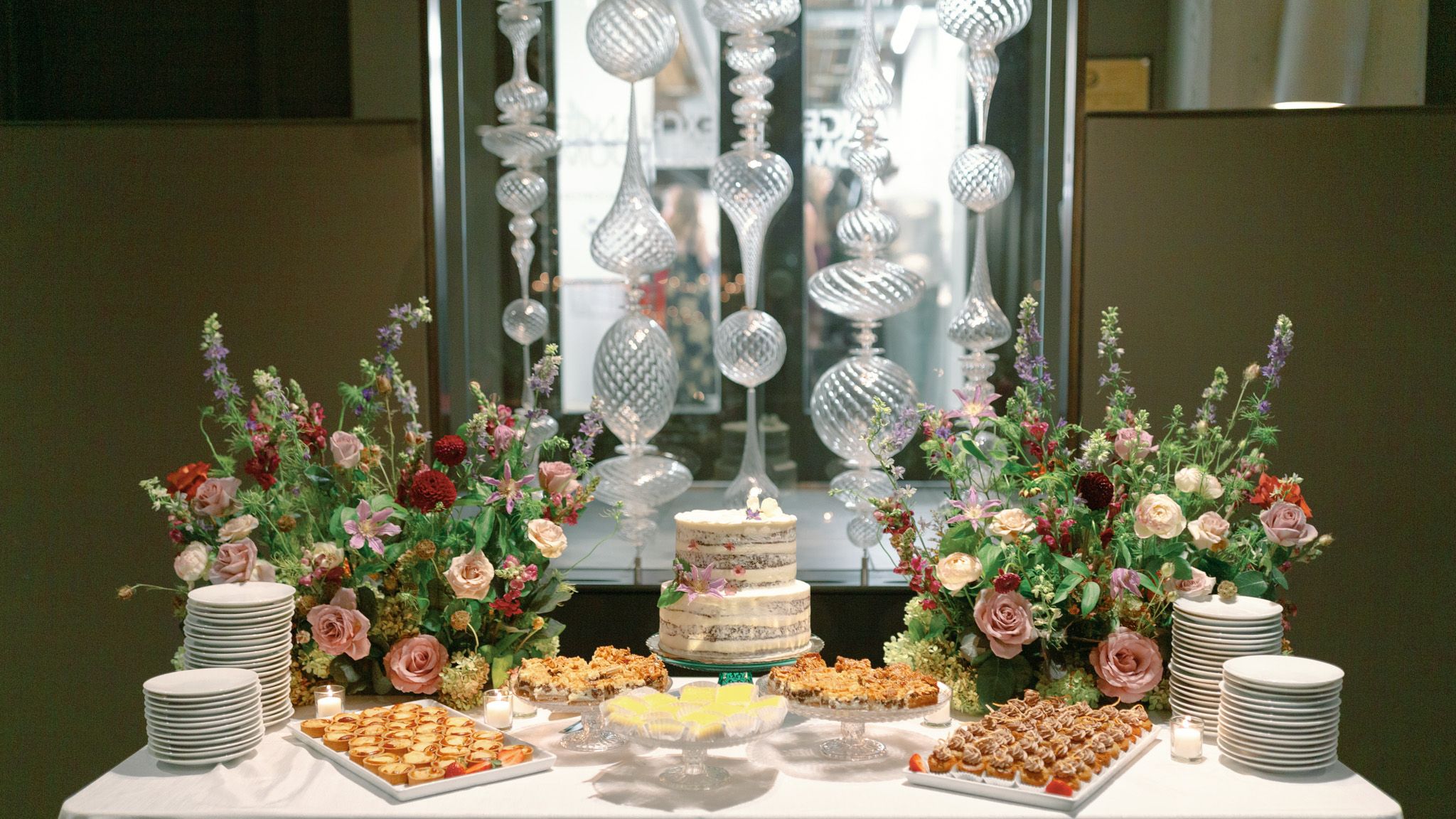 2023-08/eastside-exchange-ballroom-wedding-portland-oregon-528.jpg