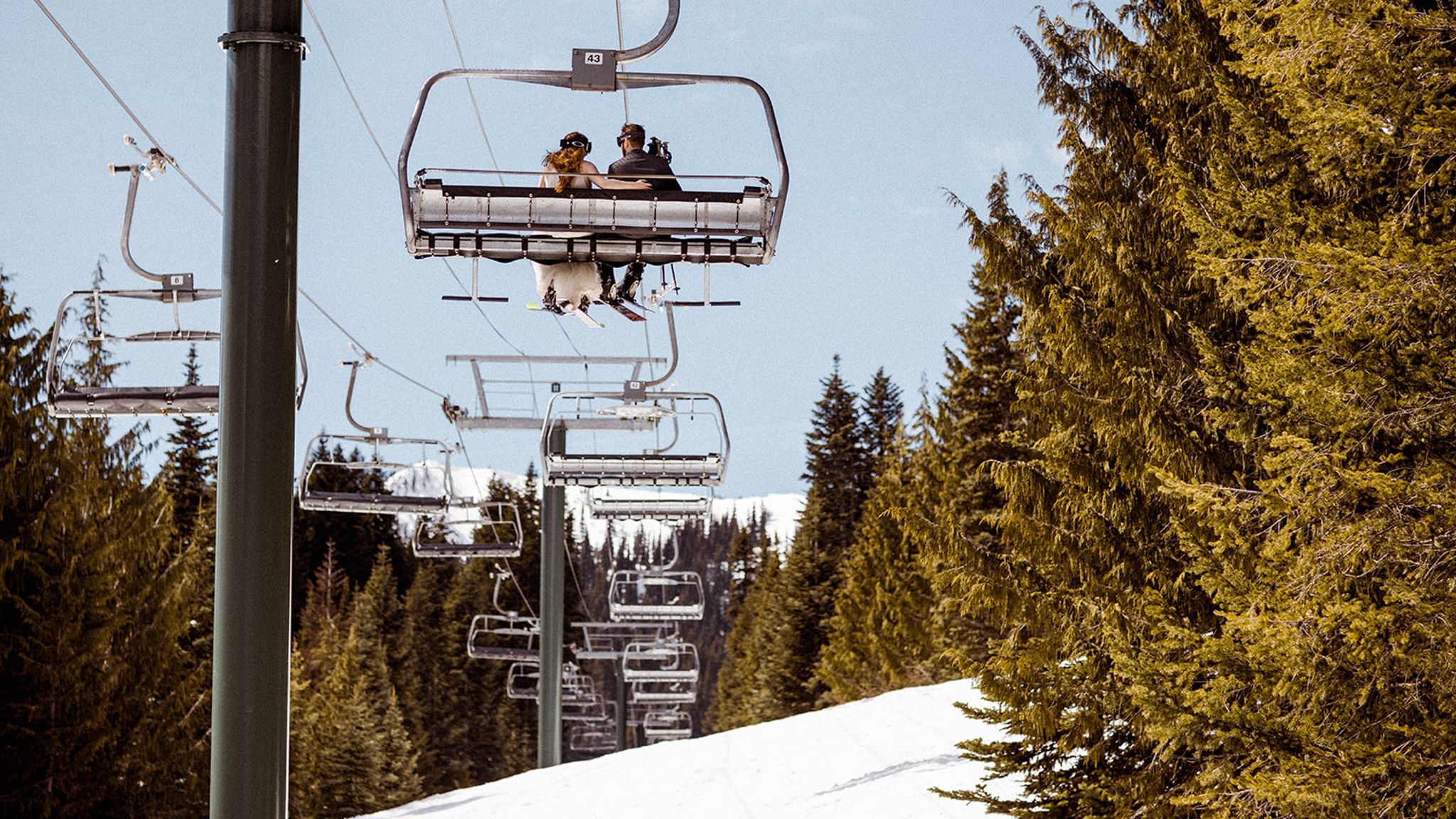2023-12/Shea-Austin-Ski-31.jpg