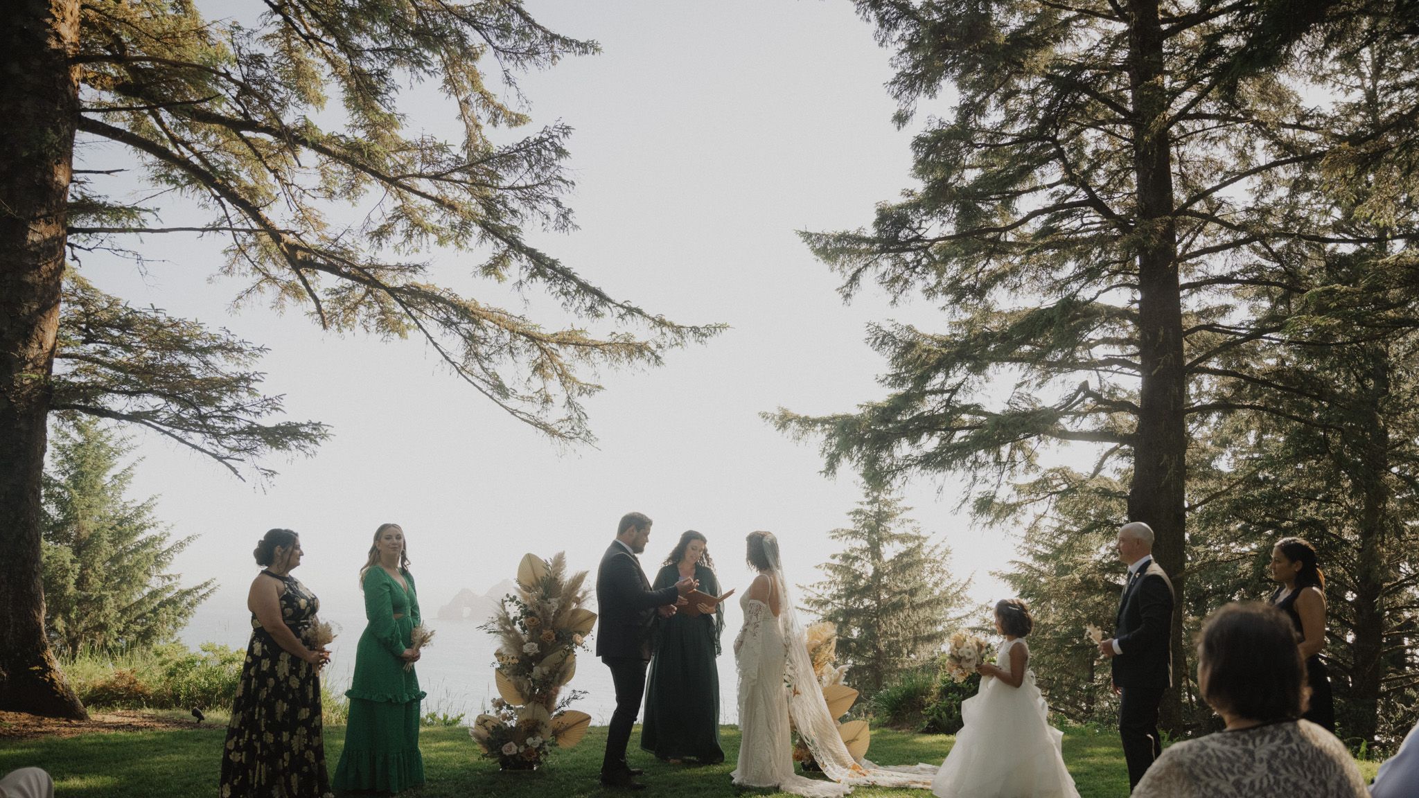 2024-01/oregoncoastwedding_emilyanddylan-141.jpg