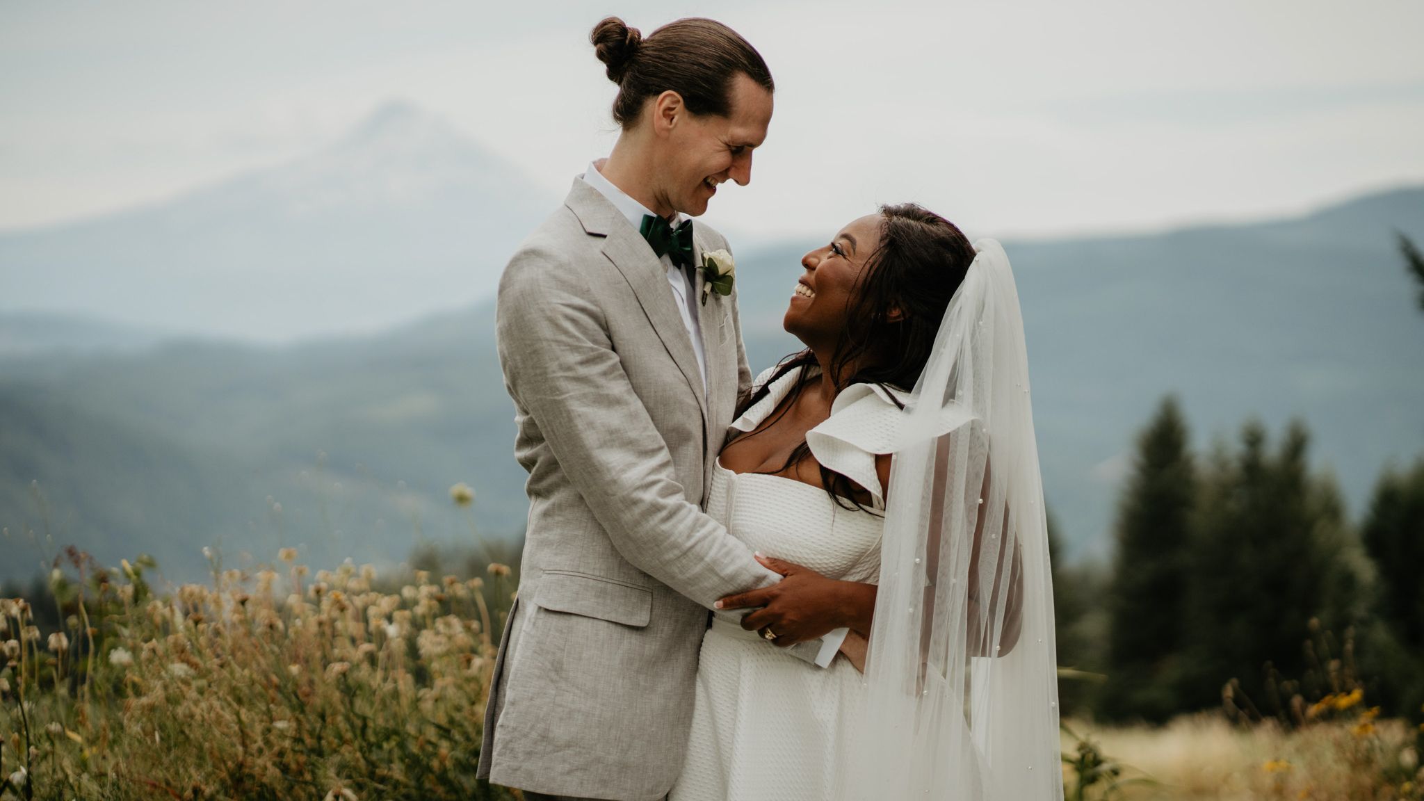 2024-01/gorge-crest-vineyards-wedding-alexis-phil-443.jpg
